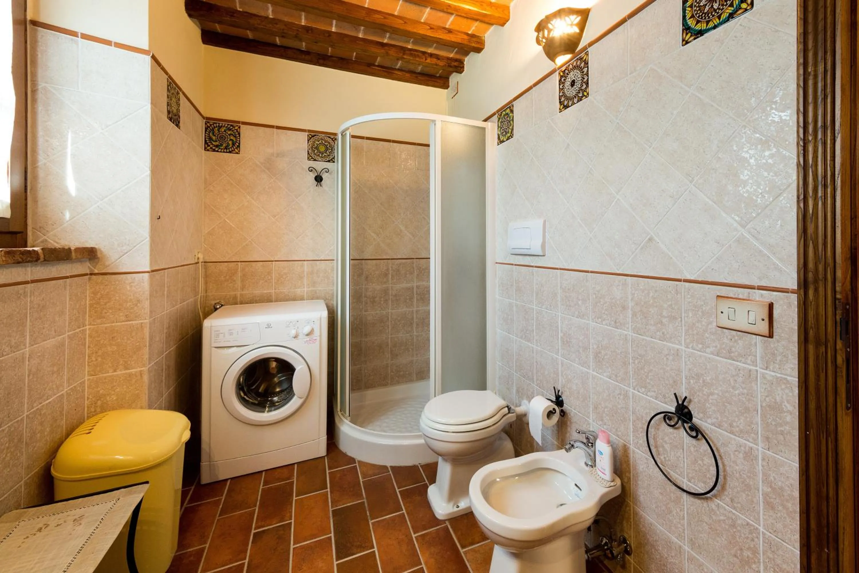 Shower in Casale Vacanze Il Granaio