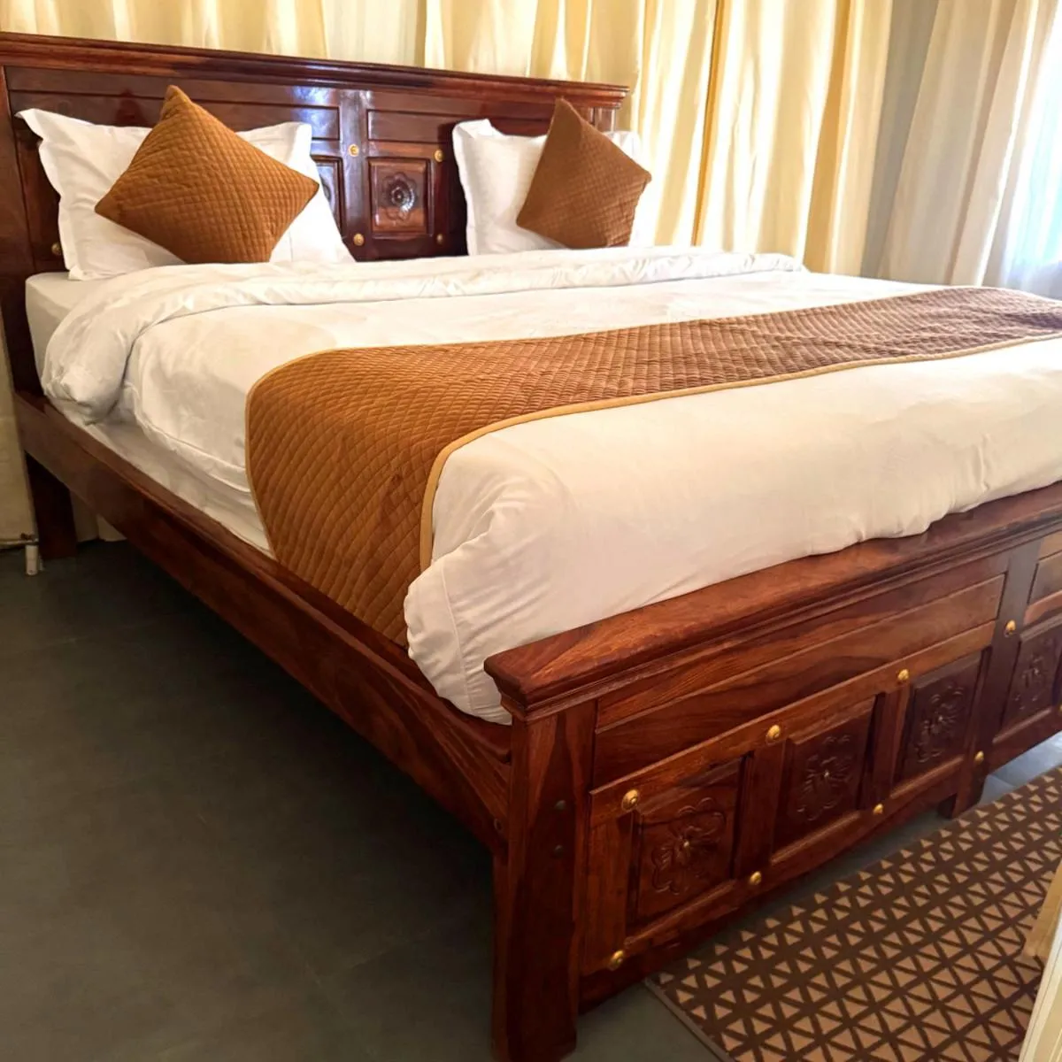 Bedroom, Bed in Thour Nature Resorts - Jawai Leopard Safari Camp