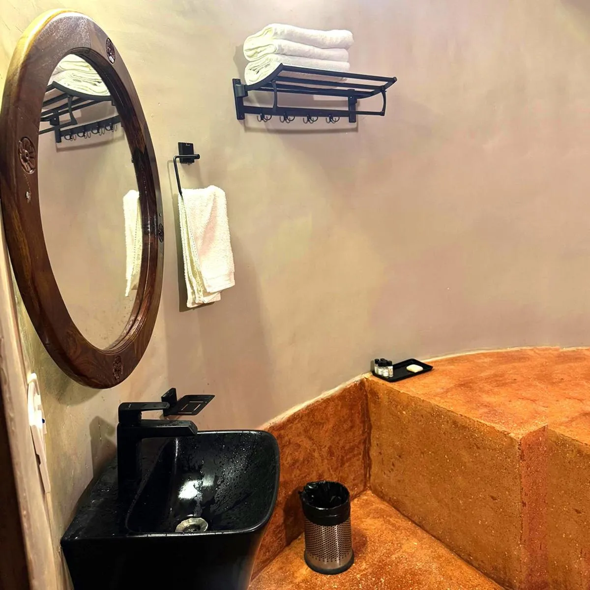 Bathroom in Thour Nature Resorts - Jawai Leopard Safari Camp