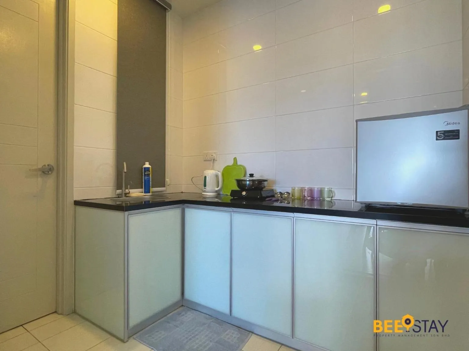 Kitchen or kitchenette in The Wave Suites Melaka