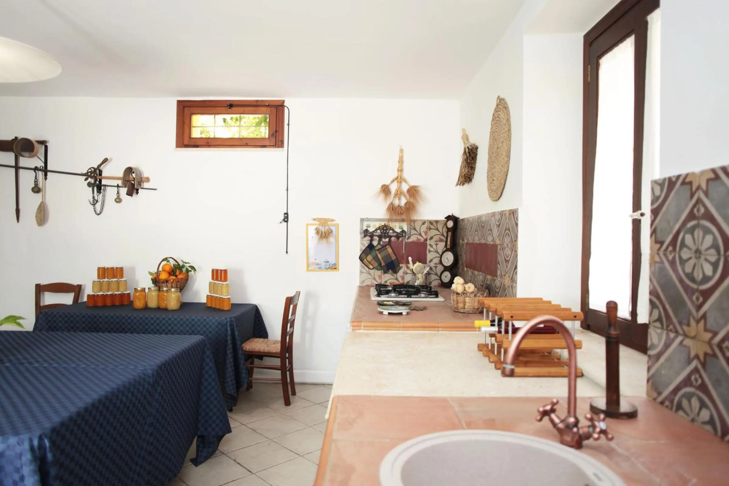 Kitchen or kitchenette in Bed And Breakfast Villa Pilati