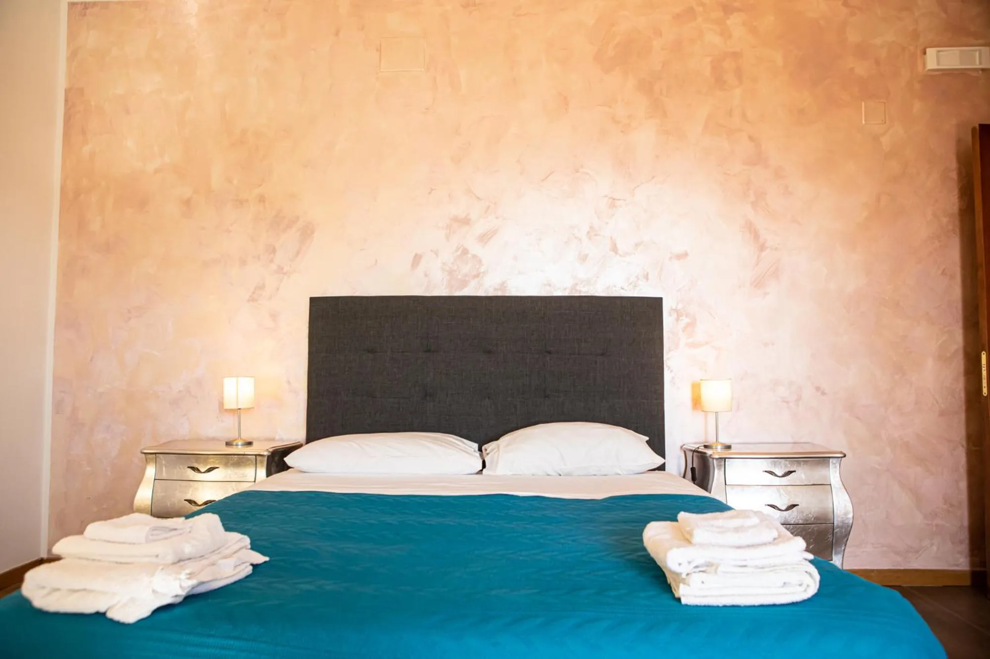 Bed in B&B Villa Setharè