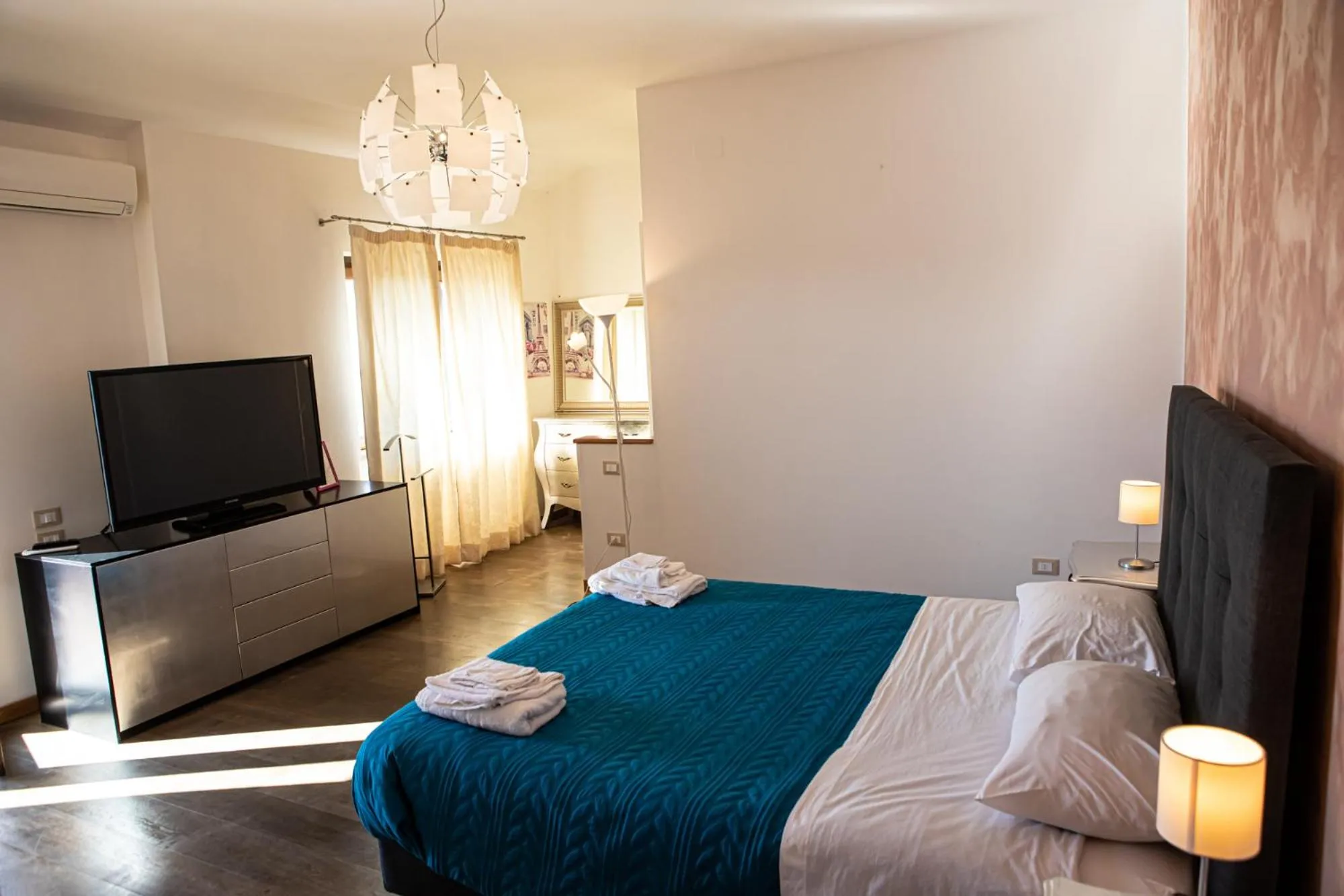 Bed in B&B Villa Setharè