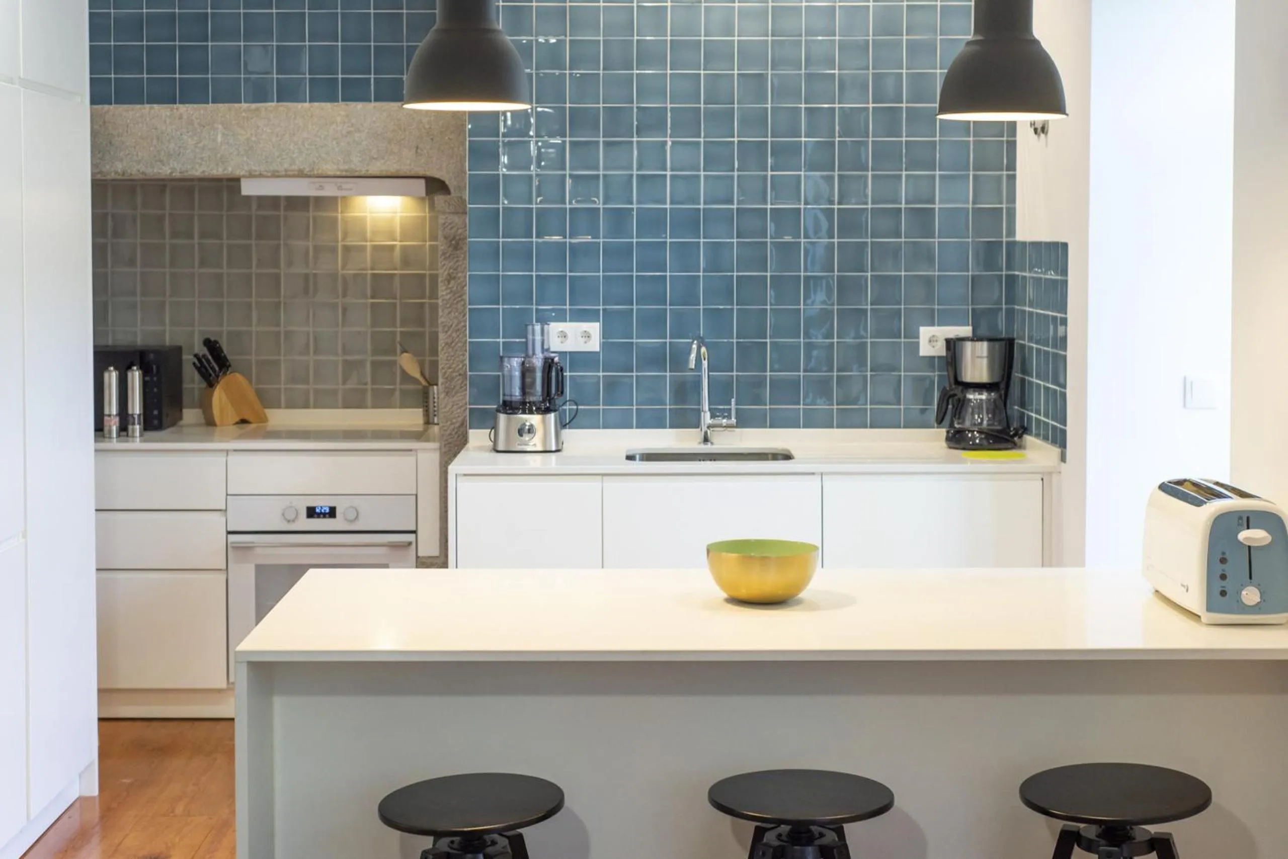 Kitchen or kitchenette in LV Premier Baixa DO