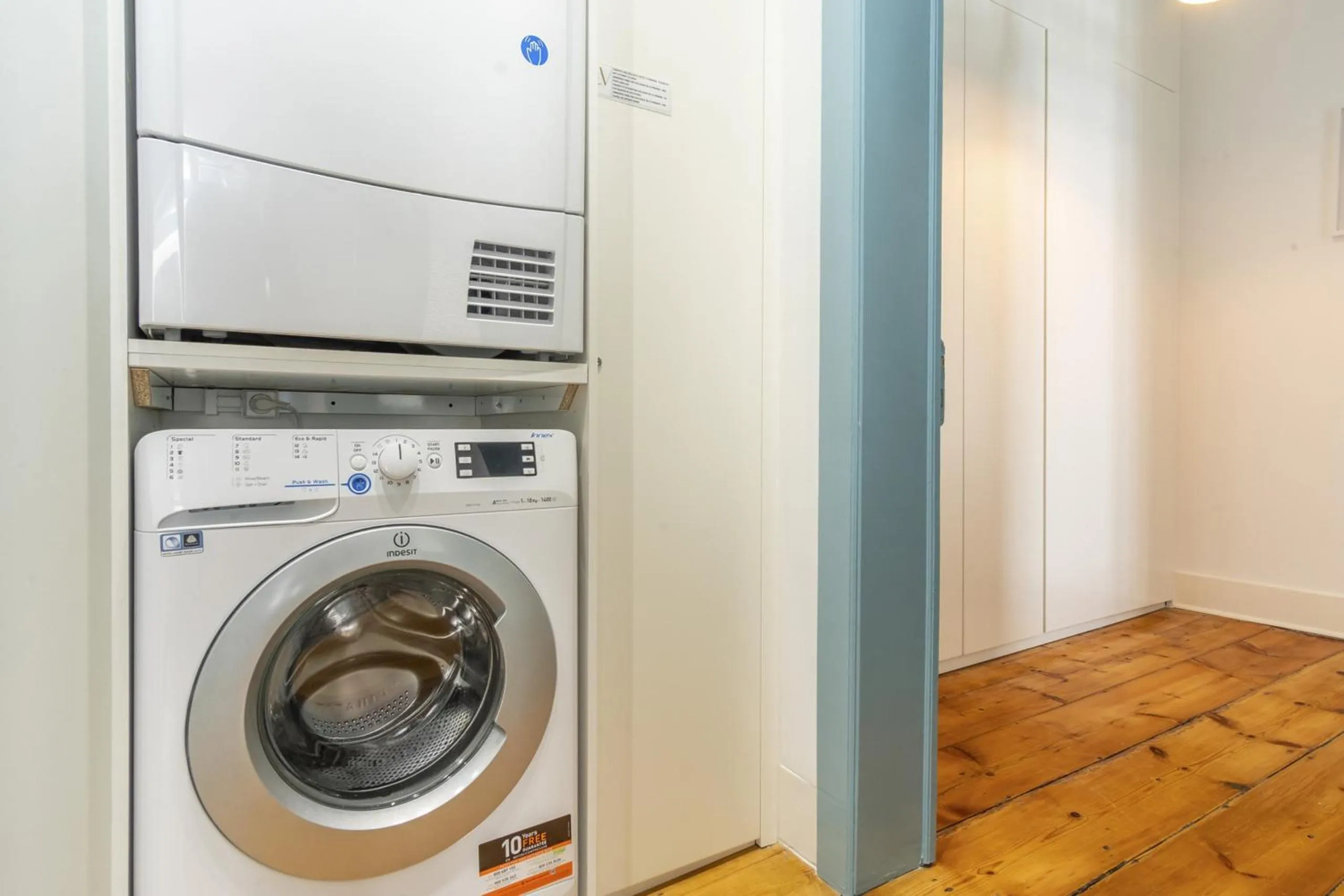 Decorative detail in LV Premier Baixa DO