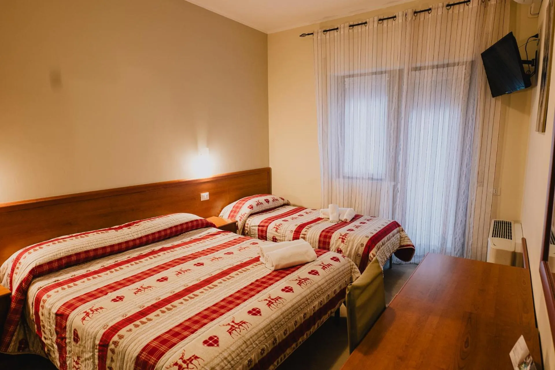 Photo of the whole room, Bed in Hotel Nilde