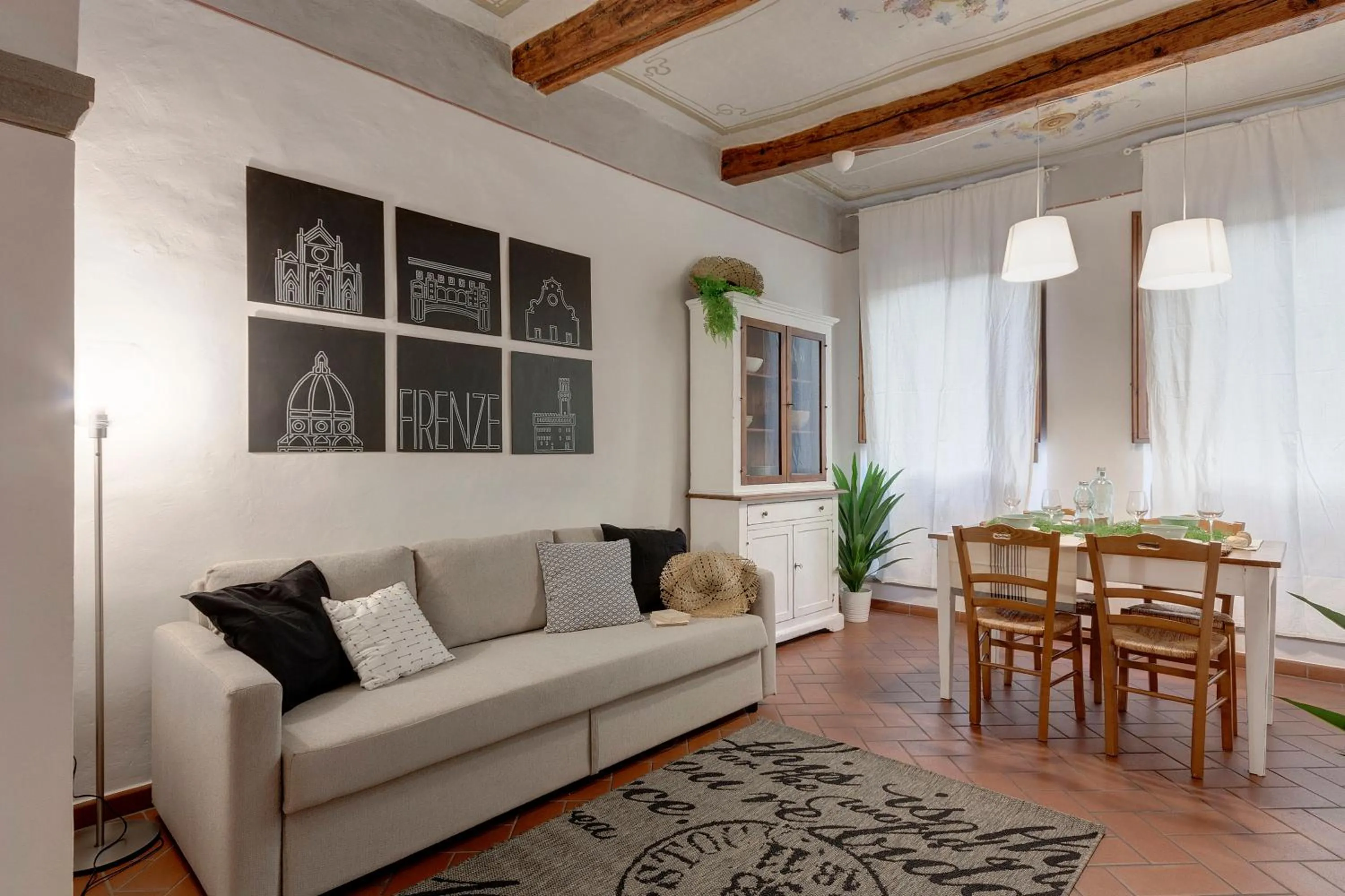 One-Bedroom Apartment in Ghibellina Apartment by Mamo Florence