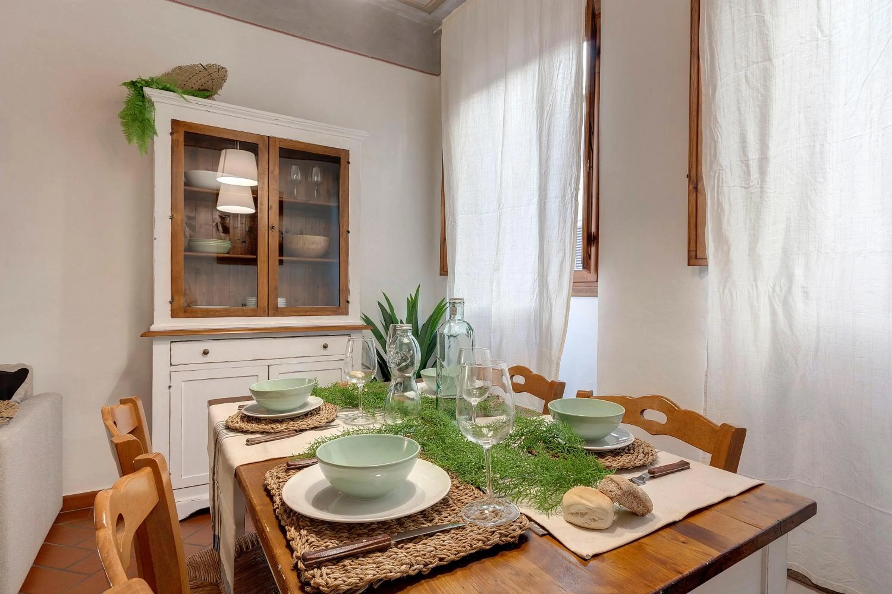 One-Bedroom Apartment in Ghibellina Apartment by Mamo Florence