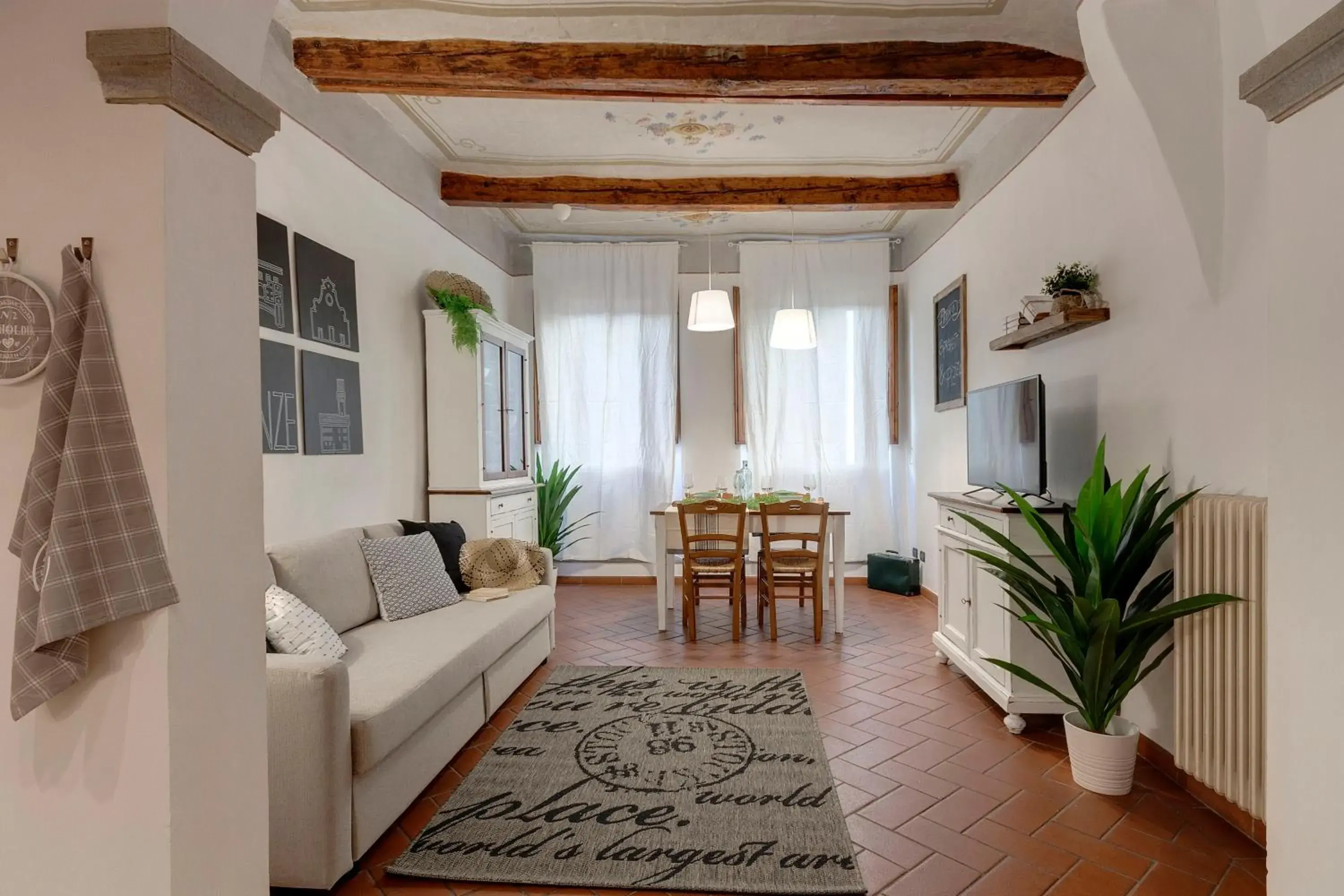 One-Bedroom Apartment in Ghibellina Apartment by Mamo Florence One-Bedroom Apartment in Ghibellina Apartment by Mamo Florence