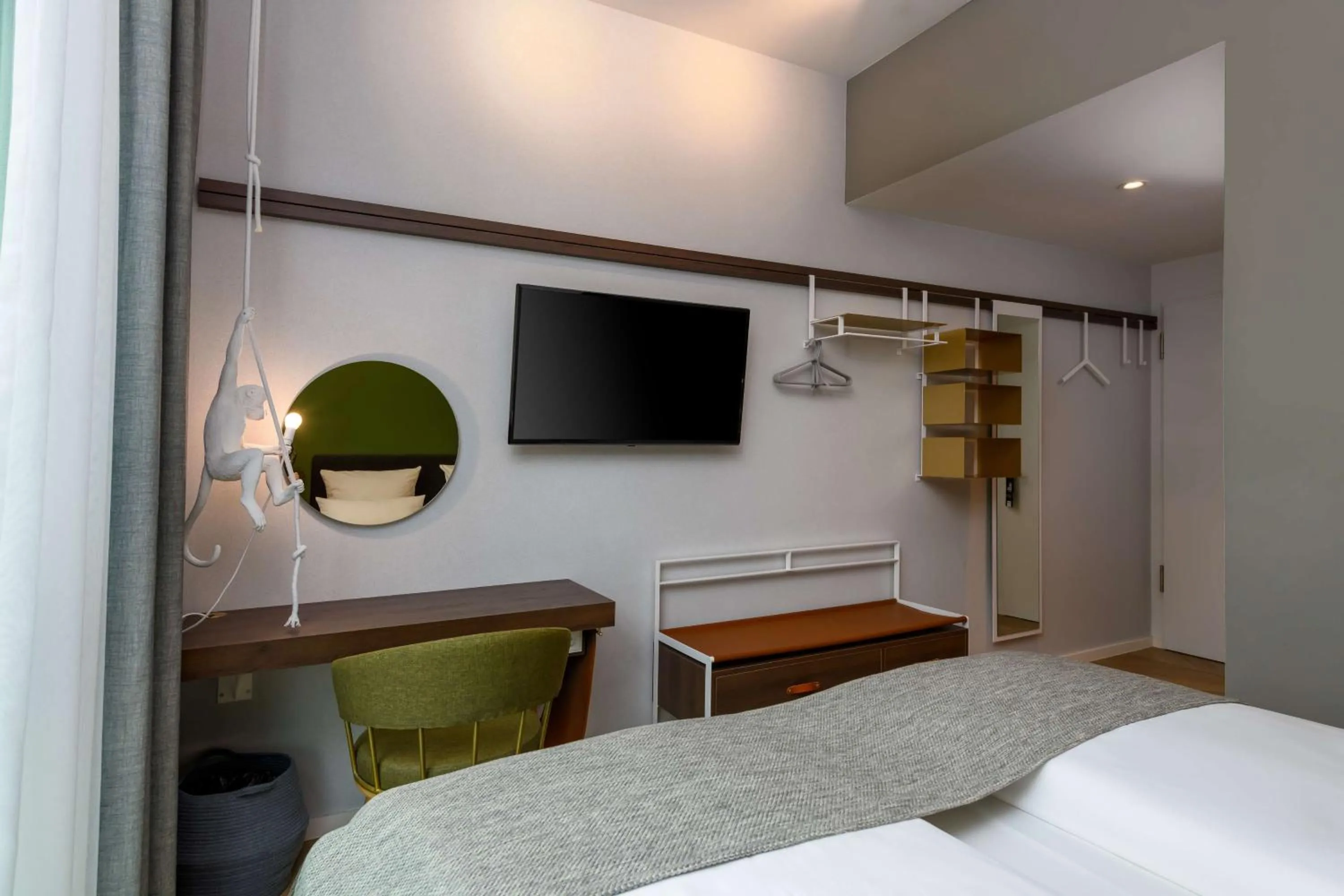 Bedroom, Bed in Flightgate Munich Airport Hotel, a member of Radisson Individuals