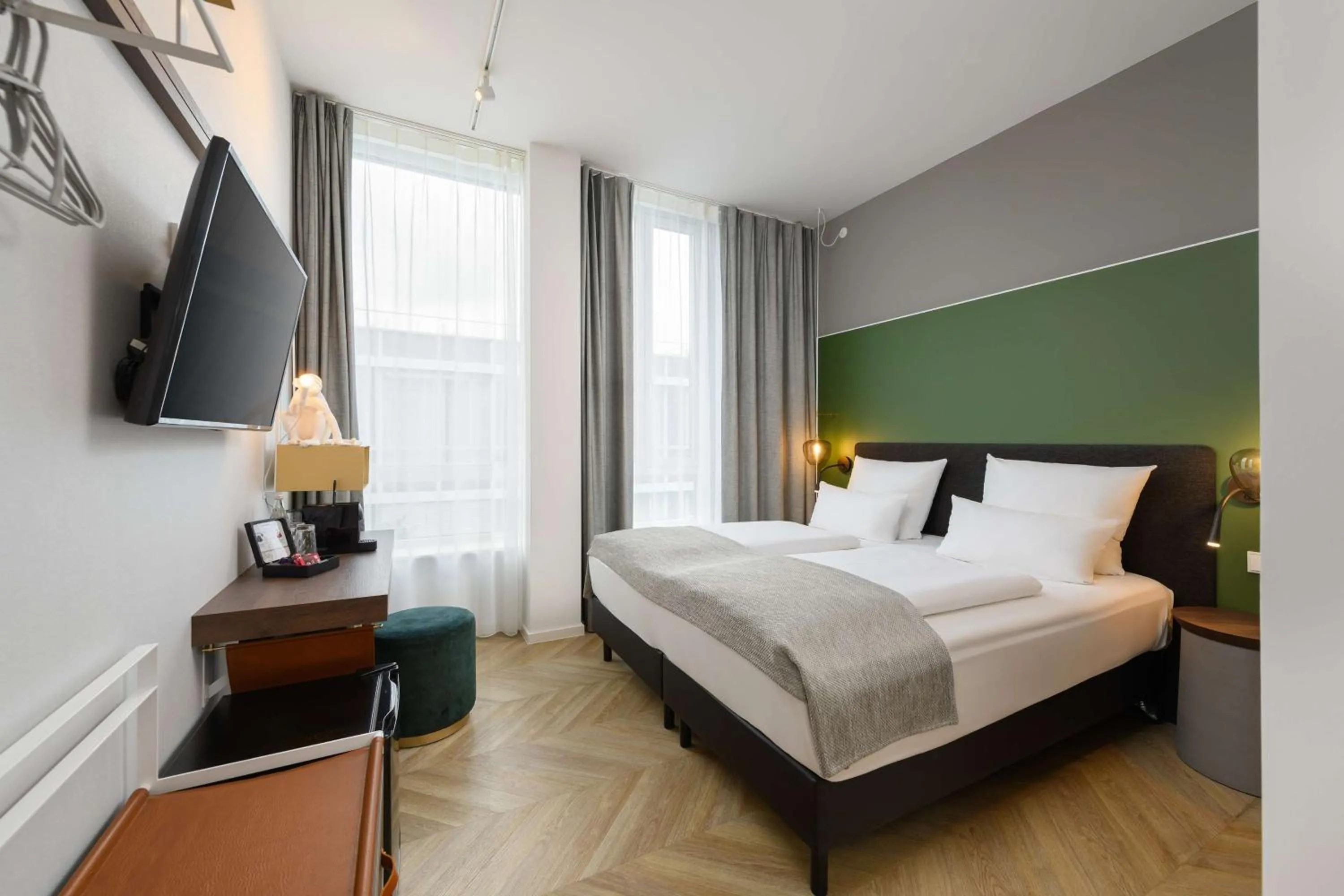 Bedroom, Bed in Flightgate Munich Airport Hotel, a member of Radisson Individuals