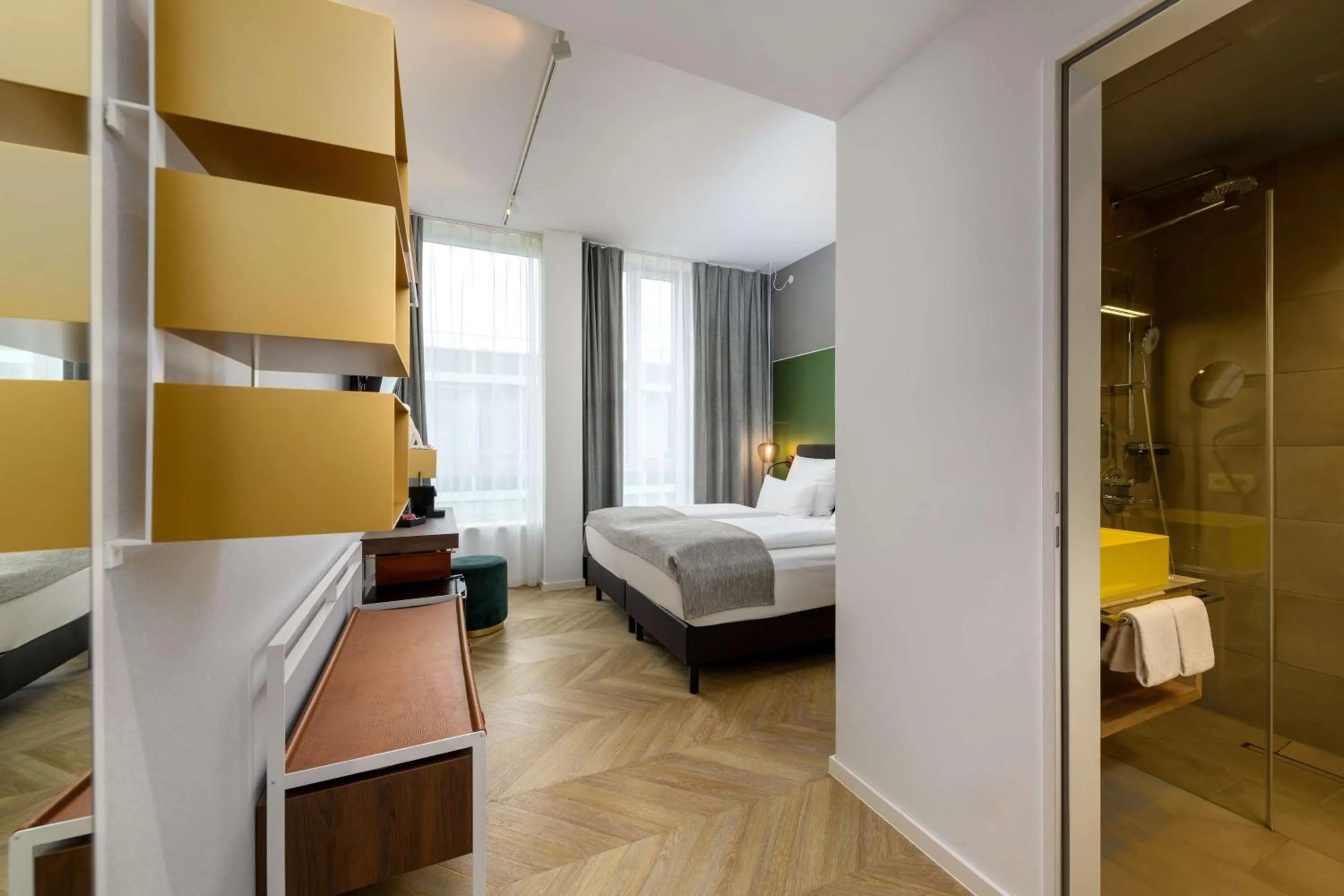 Bedroom, Bed in Flightgate Munich Airport Hotel, a member of Radisson Individuals