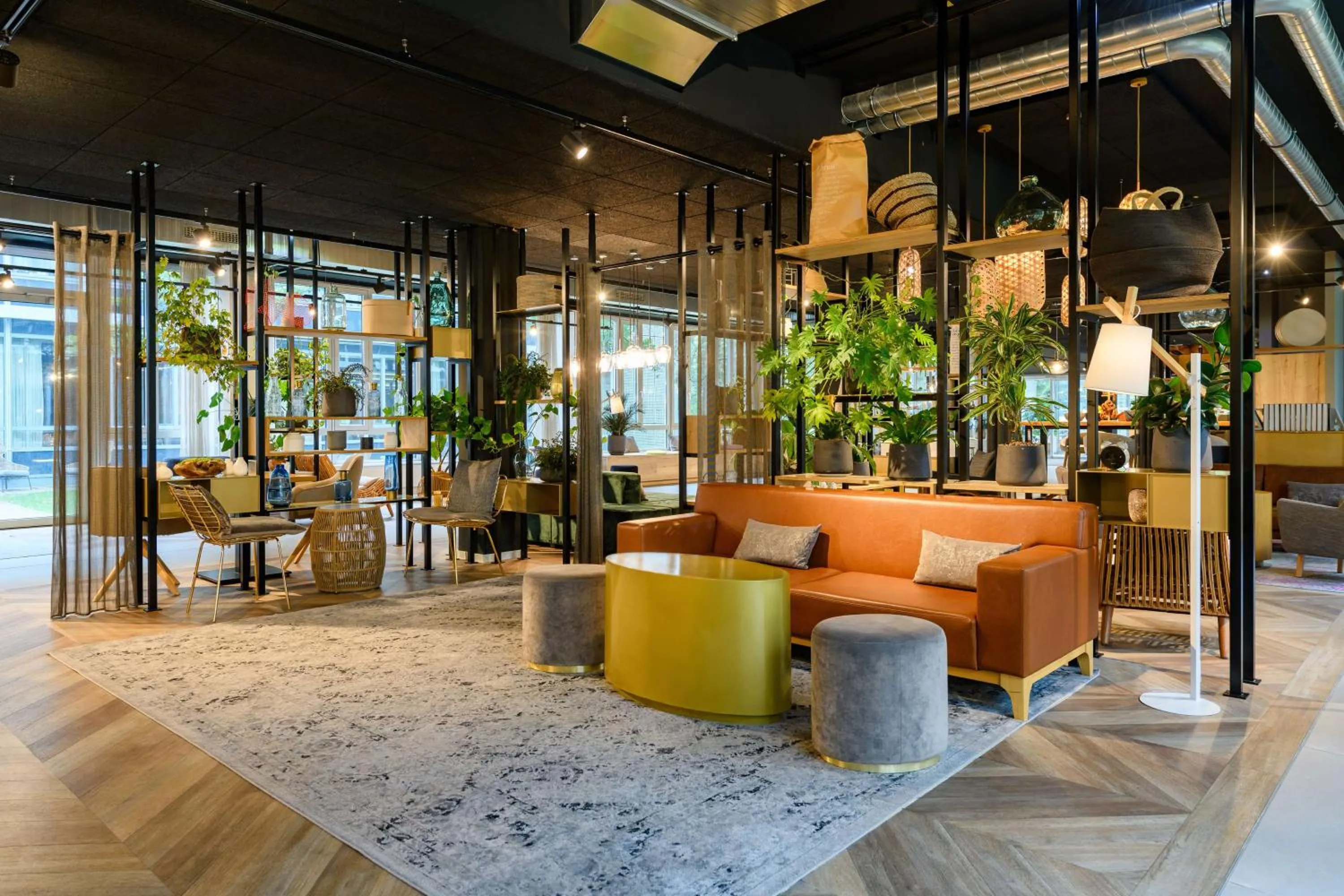 Lounge or bar in Flightgate Munich Airport Hotel, a member of Radisson Individuals