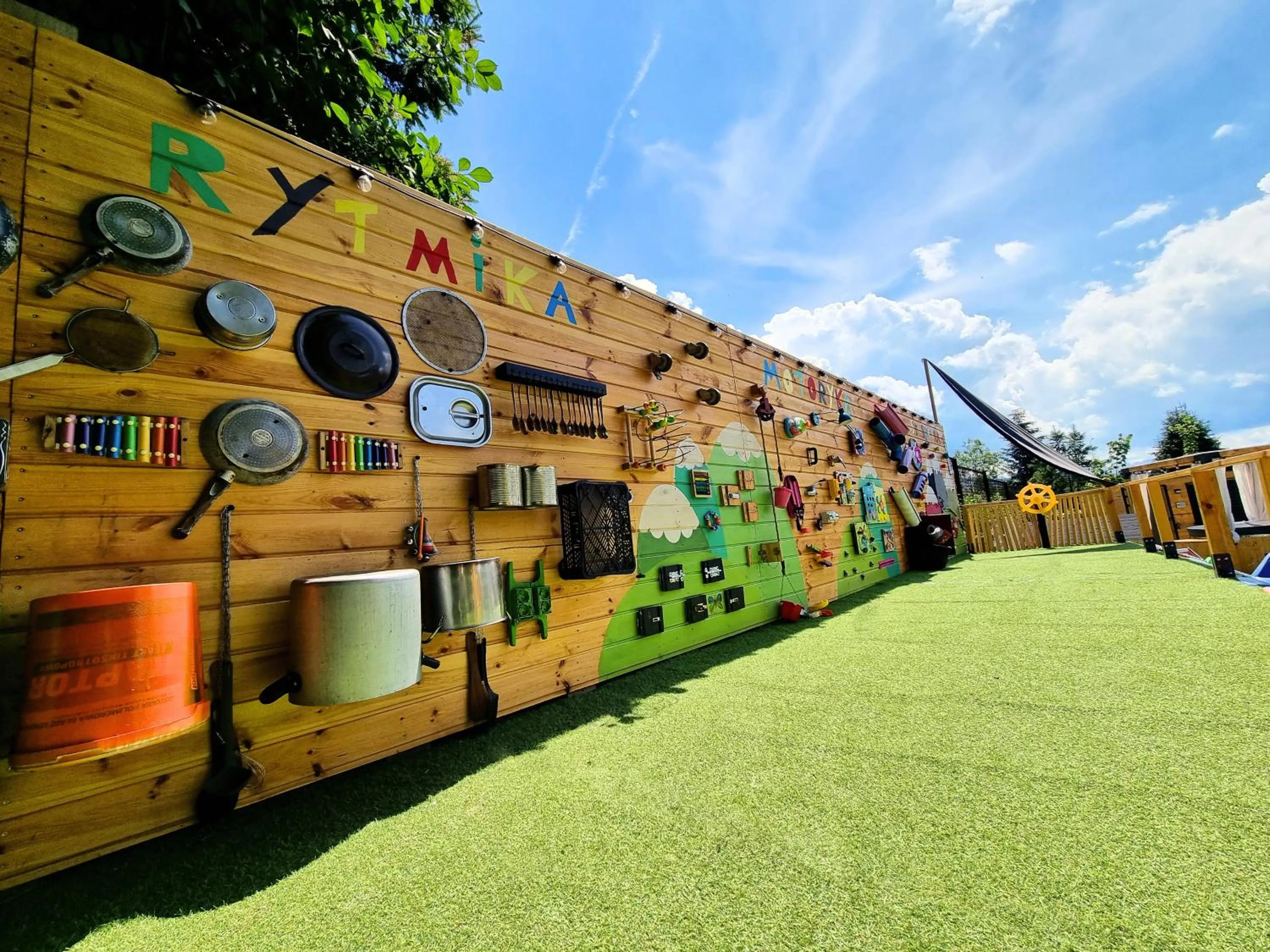 Children play ground in Willa ŻeglarSki