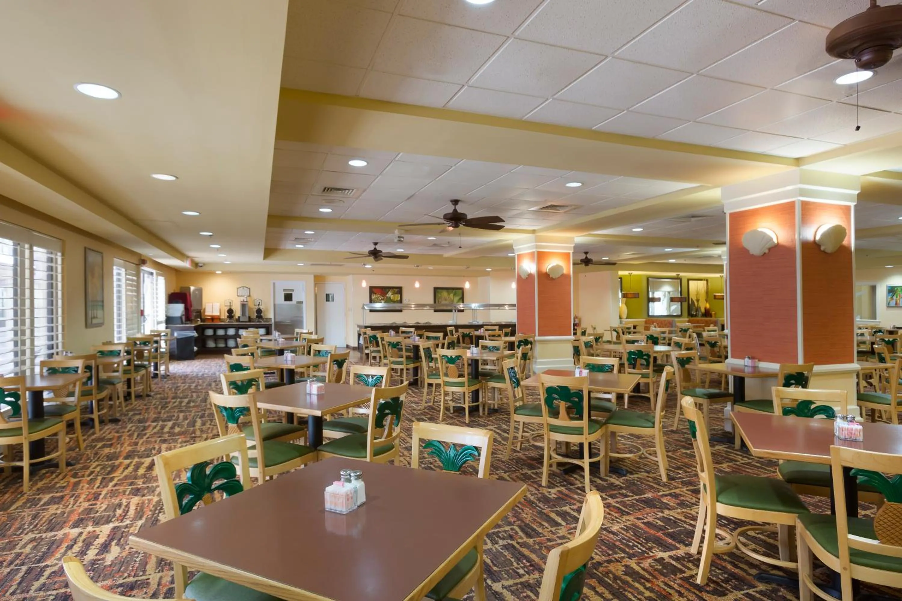 Restaurant/places to eat in Rosen Inn Closest to Universal