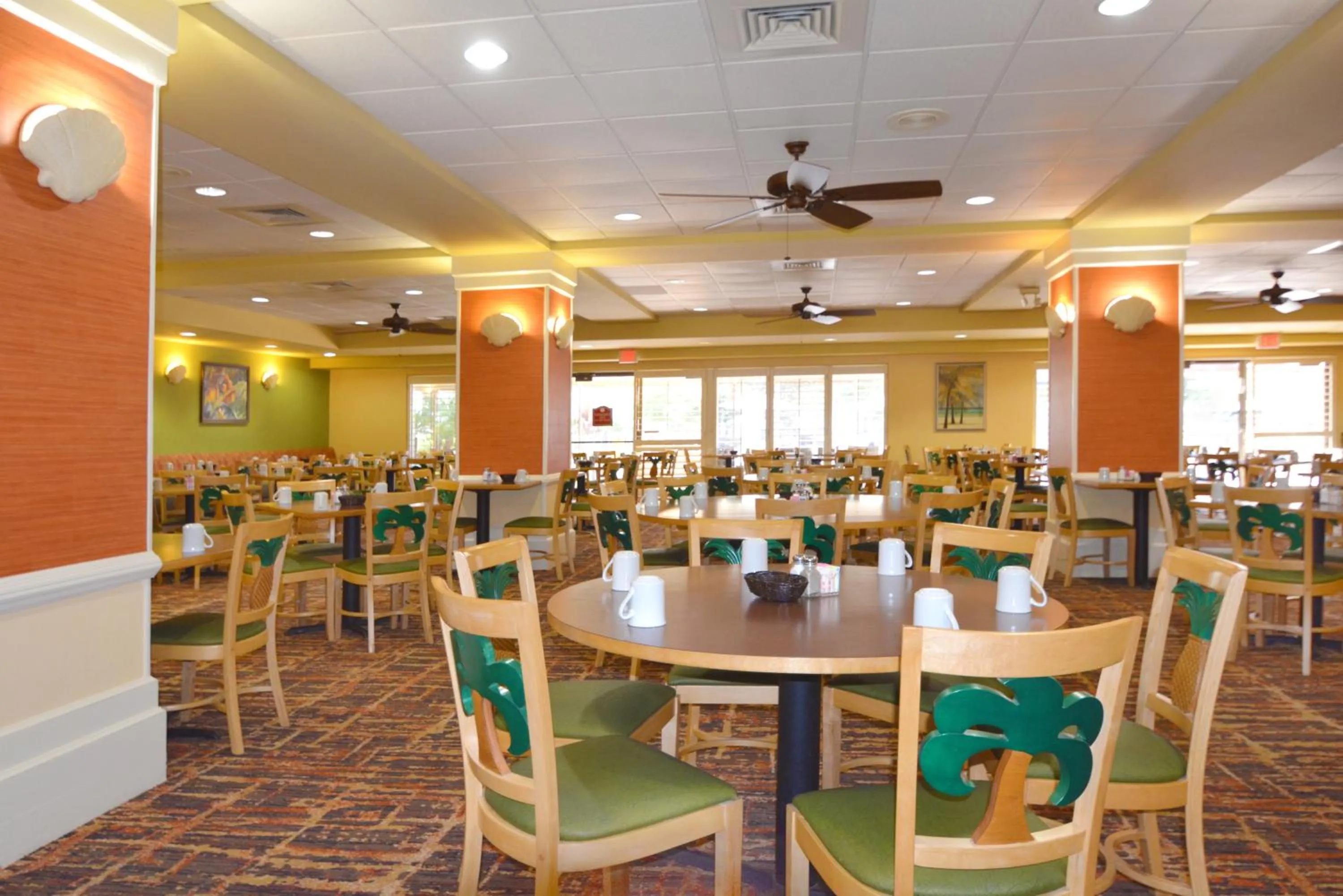 Restaurant/places to eat in Rosen Inn Closest to Universal