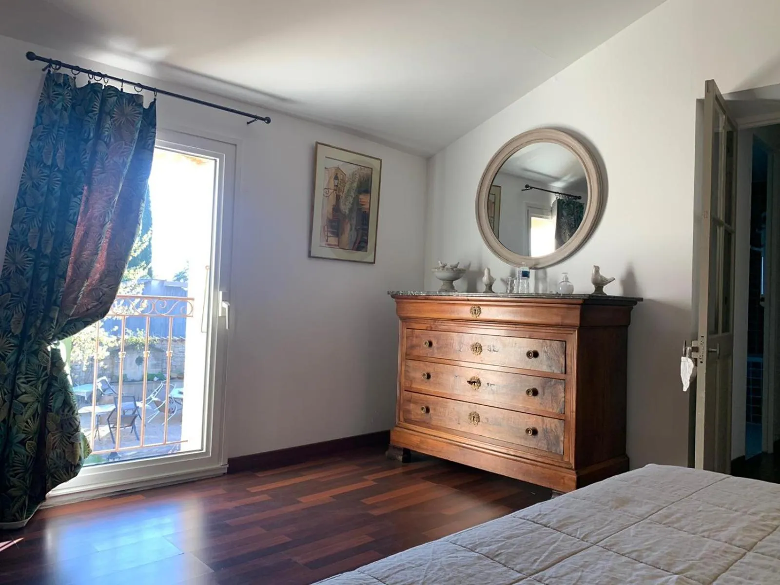 Photo of the whole room, Bed in Bastide Sainte Agnès