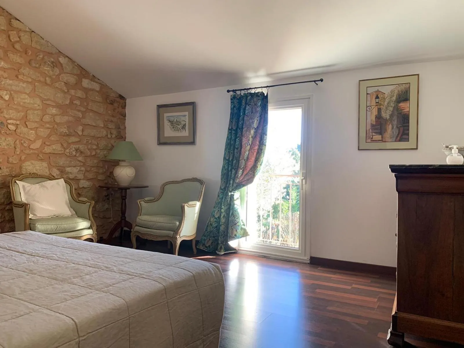 Photo of the whole room, Bed in Bastide Sainte Agnès