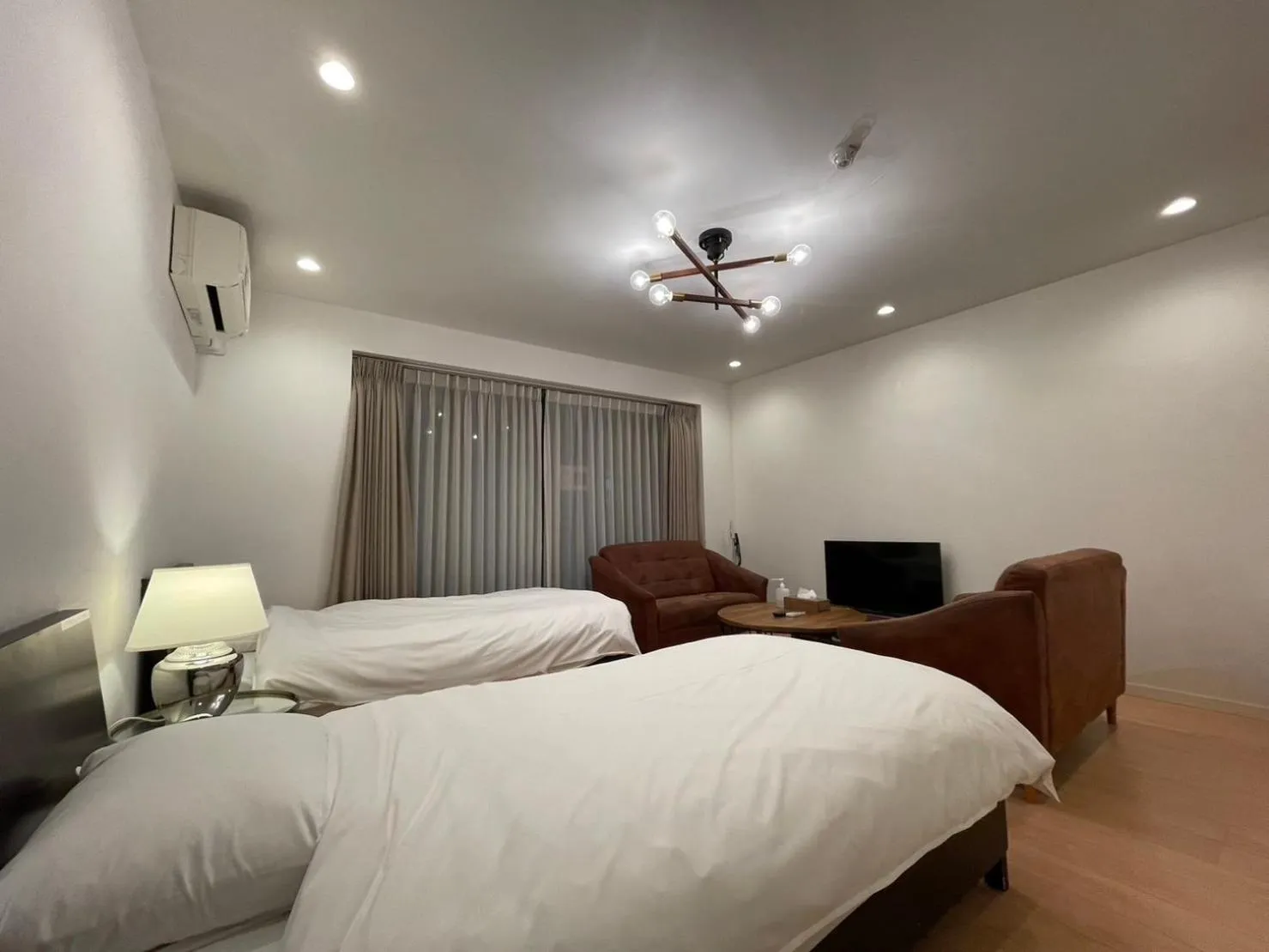 Bed in SALON Shibuya