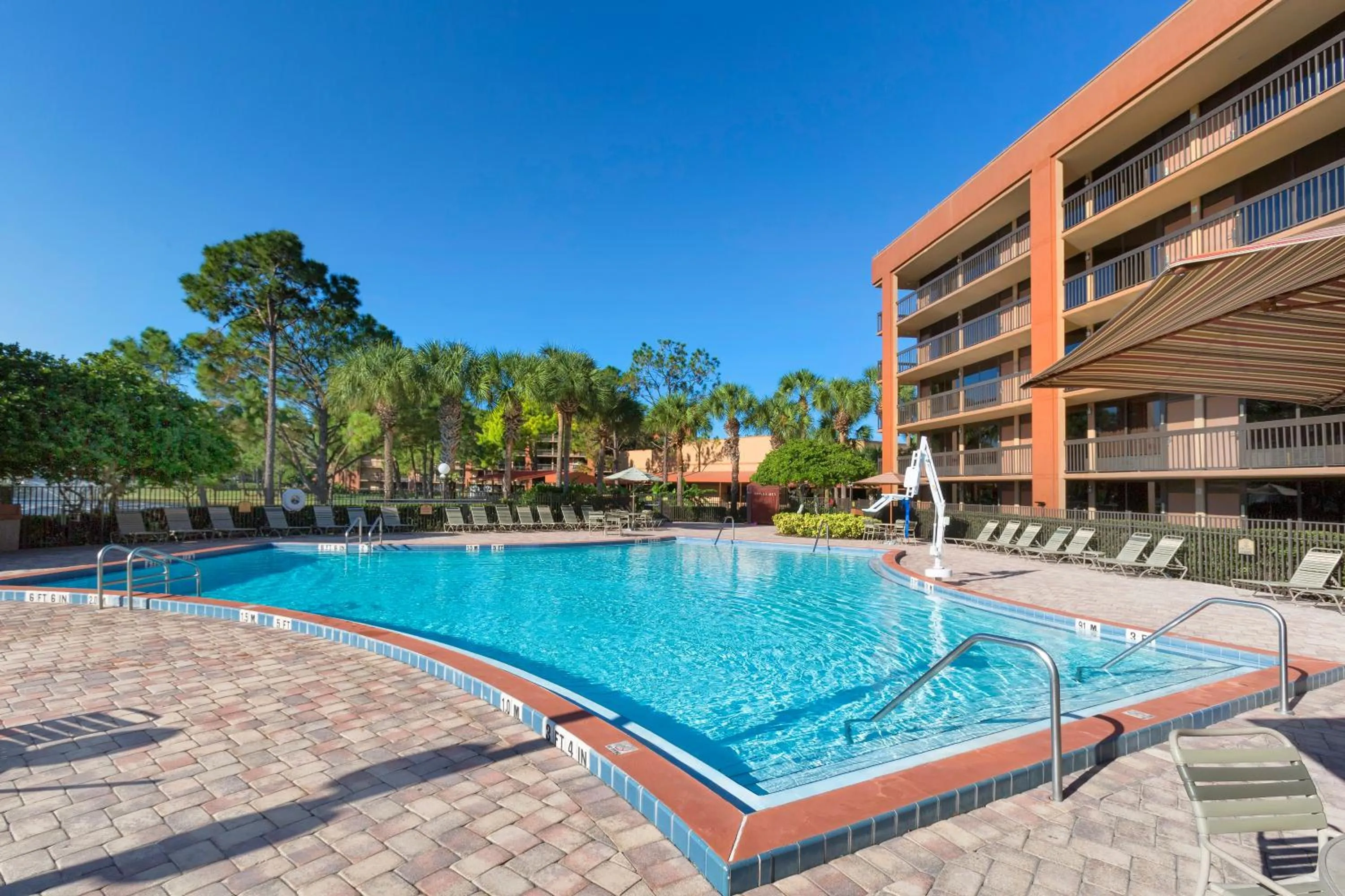 Property building in Rosen Inn Lake Buena Vista