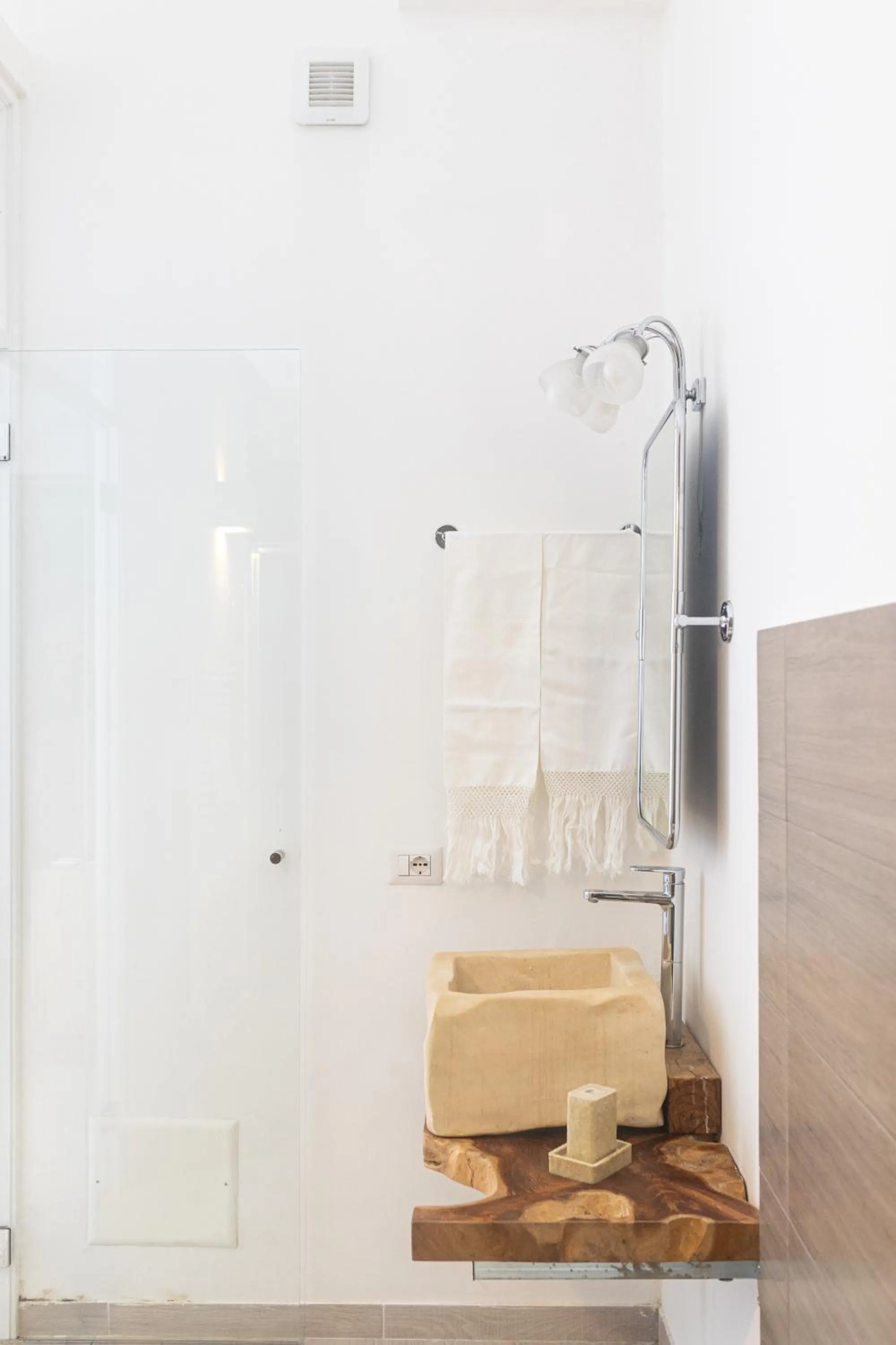 Bathroom in B&B Don Alessandro