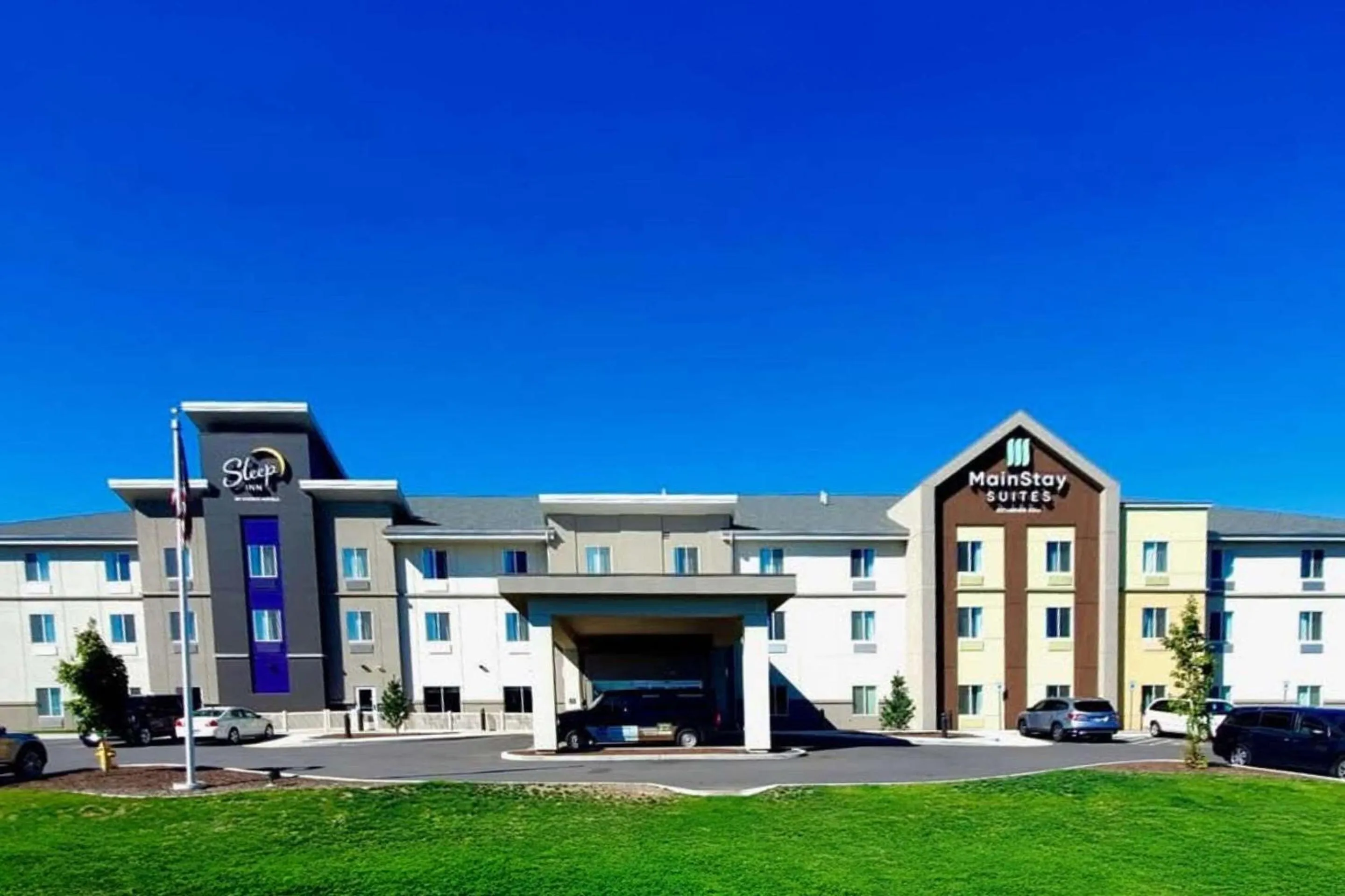 Property building in MainStay Suites Spokane Airport