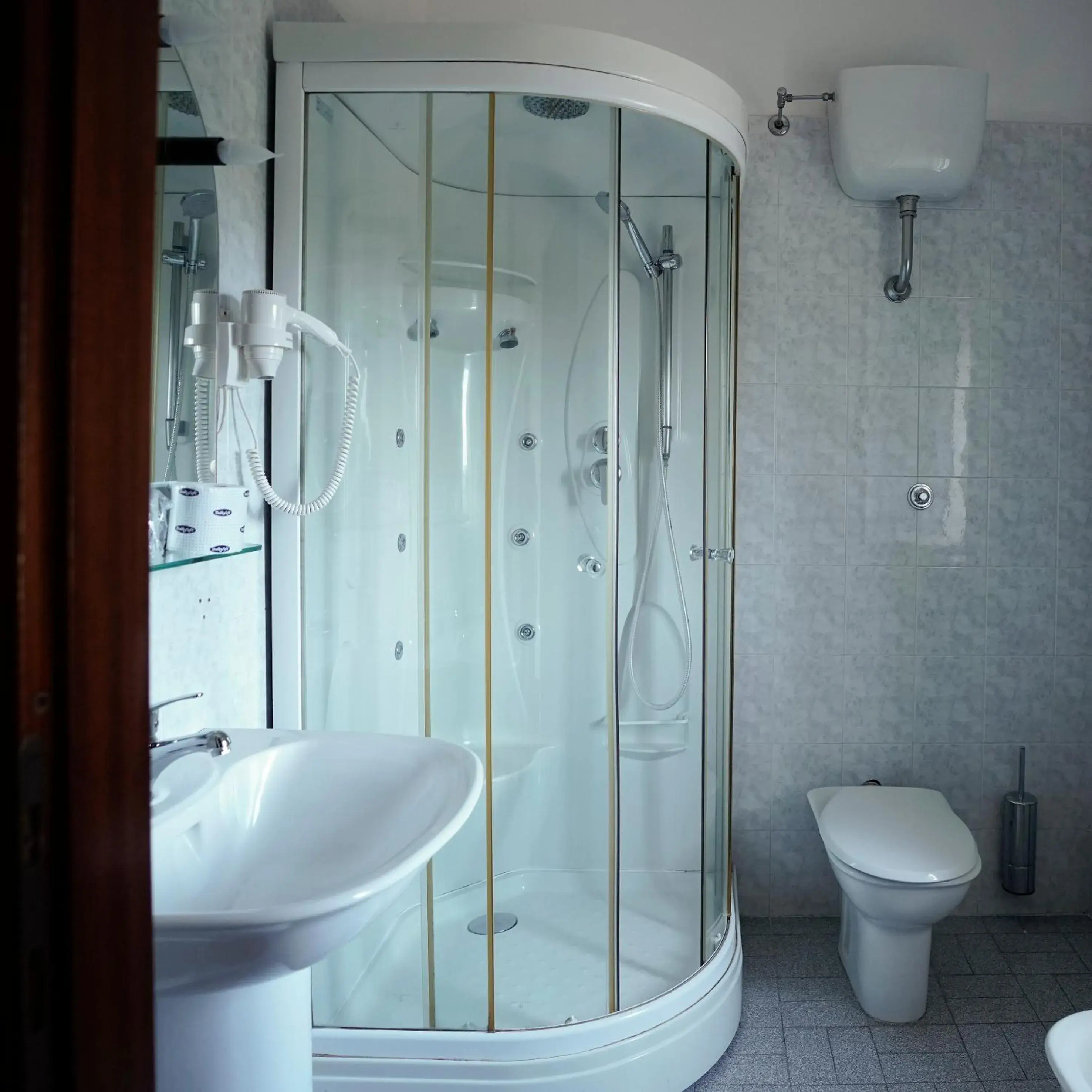 Superior Triple Room in Hotel Capys Superior Triple Room in Hotel Capys