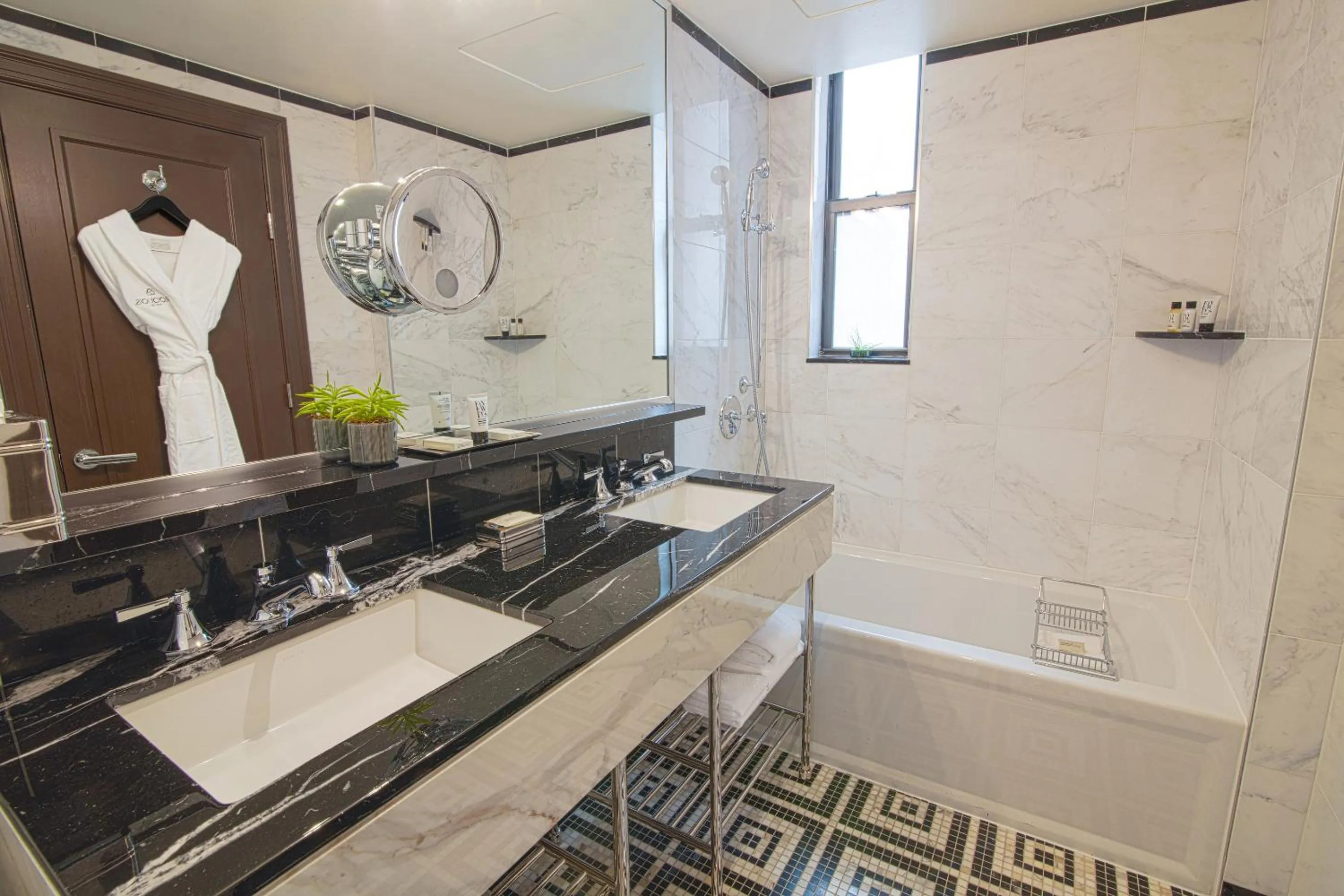 Bathroom in Iroquois New York Times Square