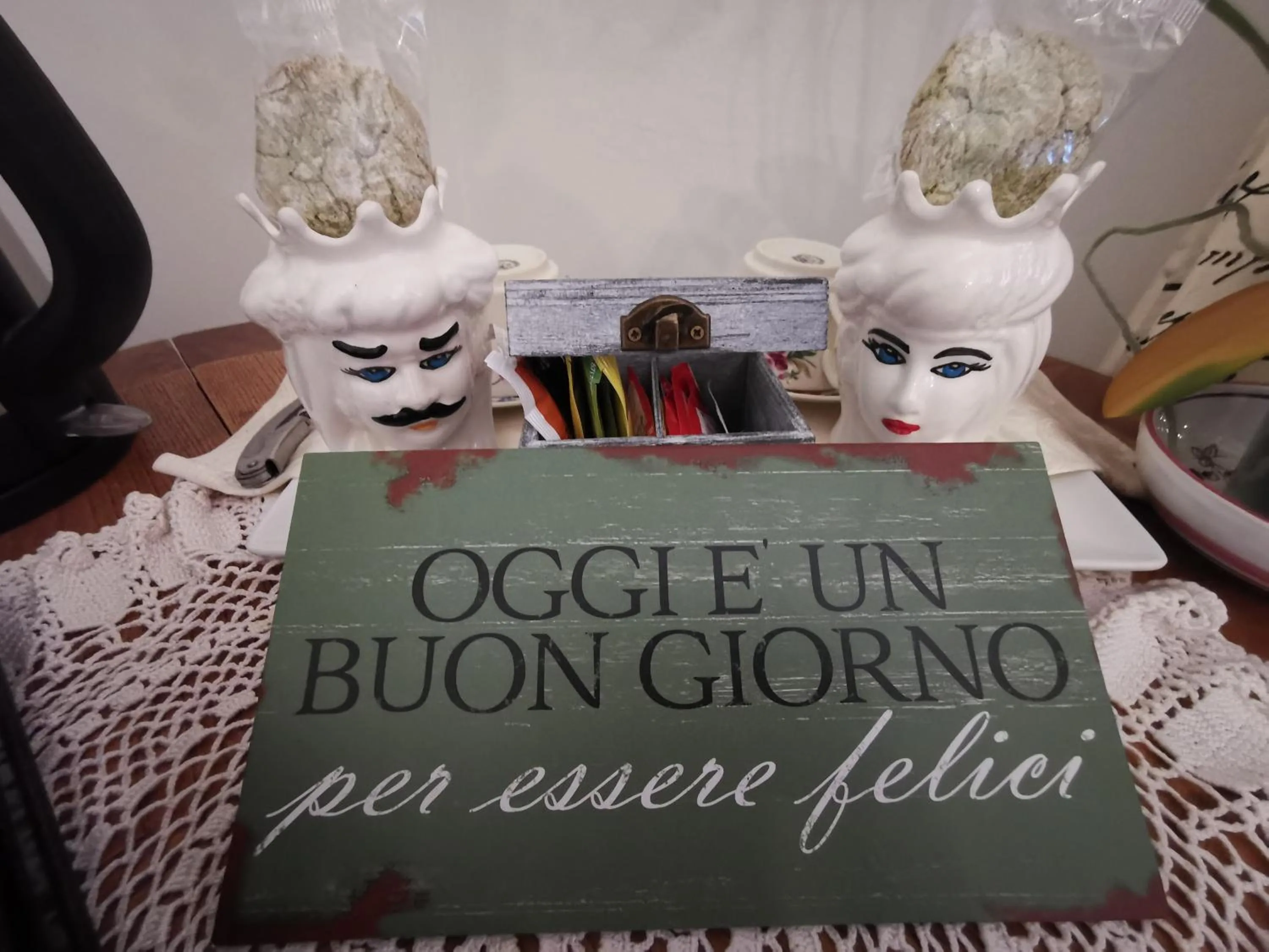 Decorative detail in Oasi Del Gabbiano