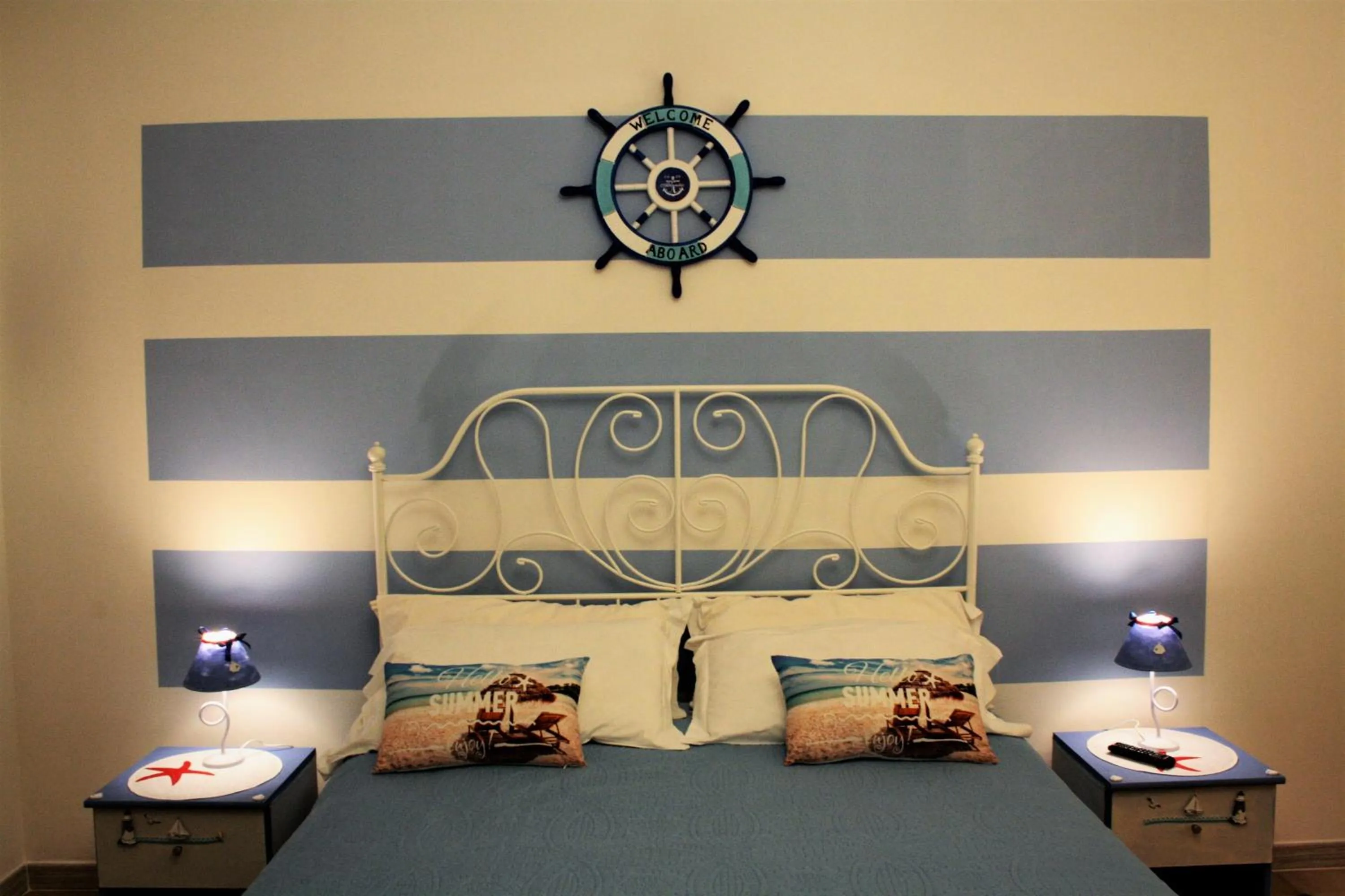 View (from property/room), Bed in Oasi Del Gabbiano