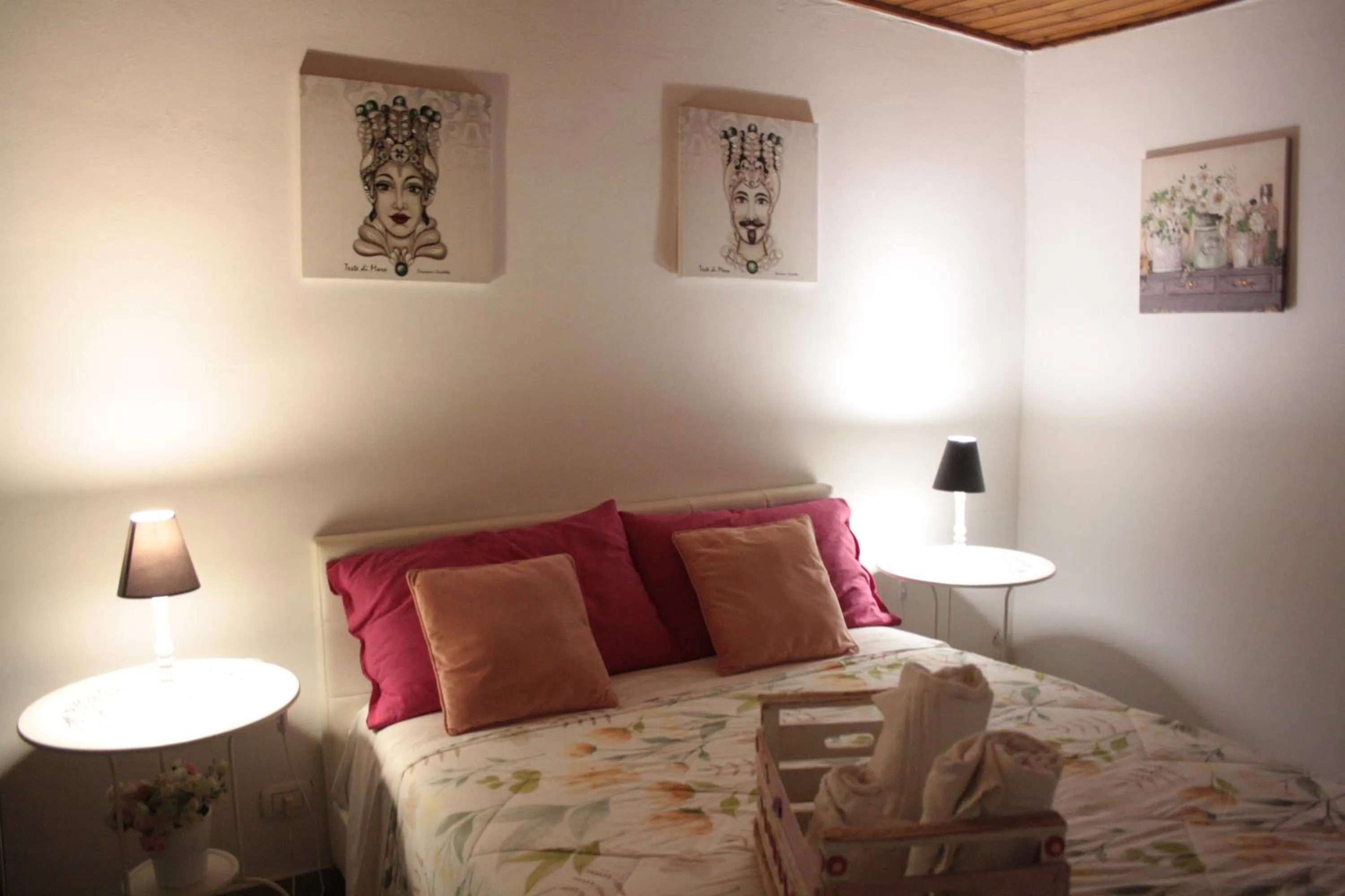 View (from property/room), Bed in Oasi Del Gabbiano