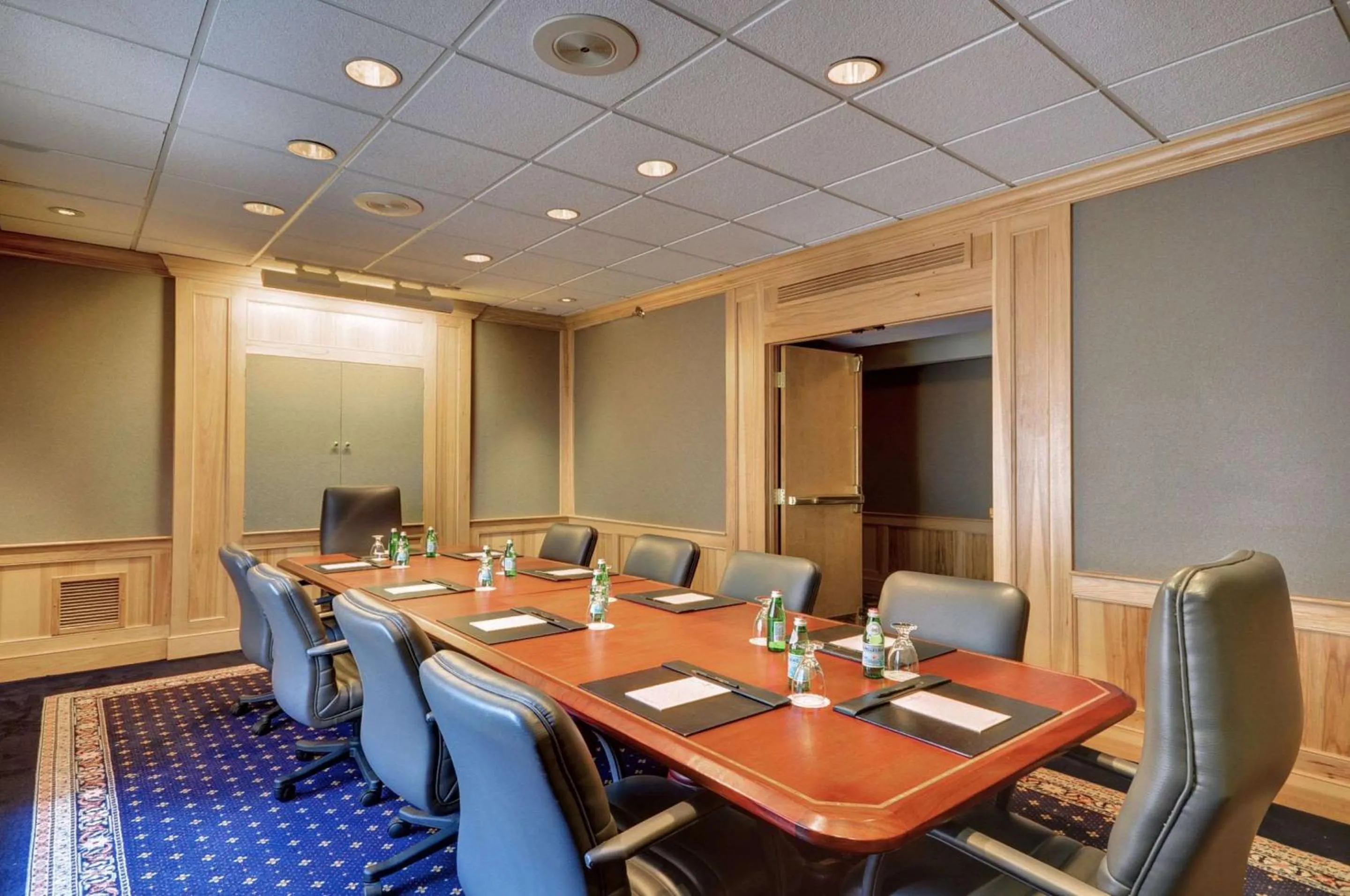 Meeting/conference room in The Whitehall Hotel - BW Premier Collection
