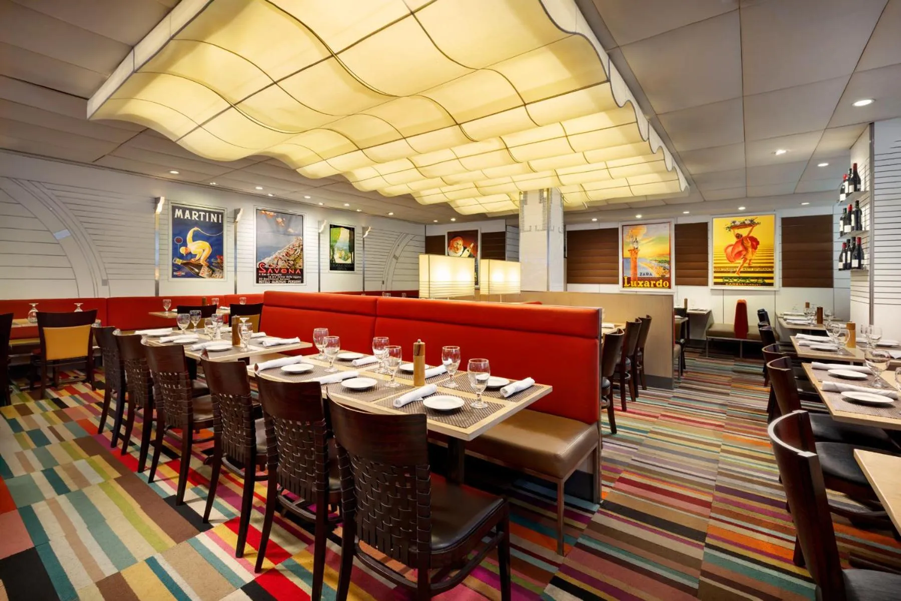 Restaurant/places to eat in New Yorker by Lotte Hotels