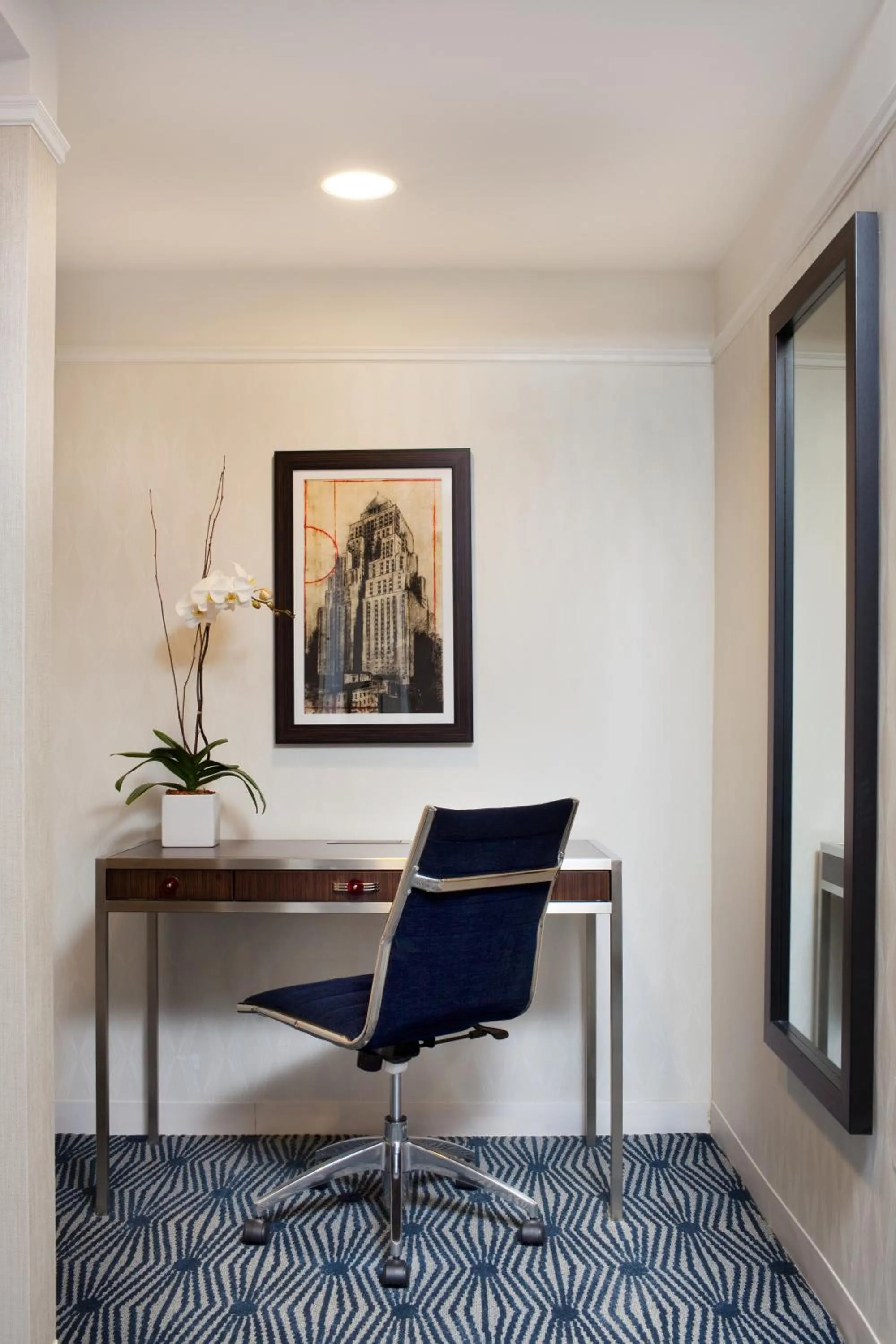 Seating area in New Yorker by Lotte Hotels