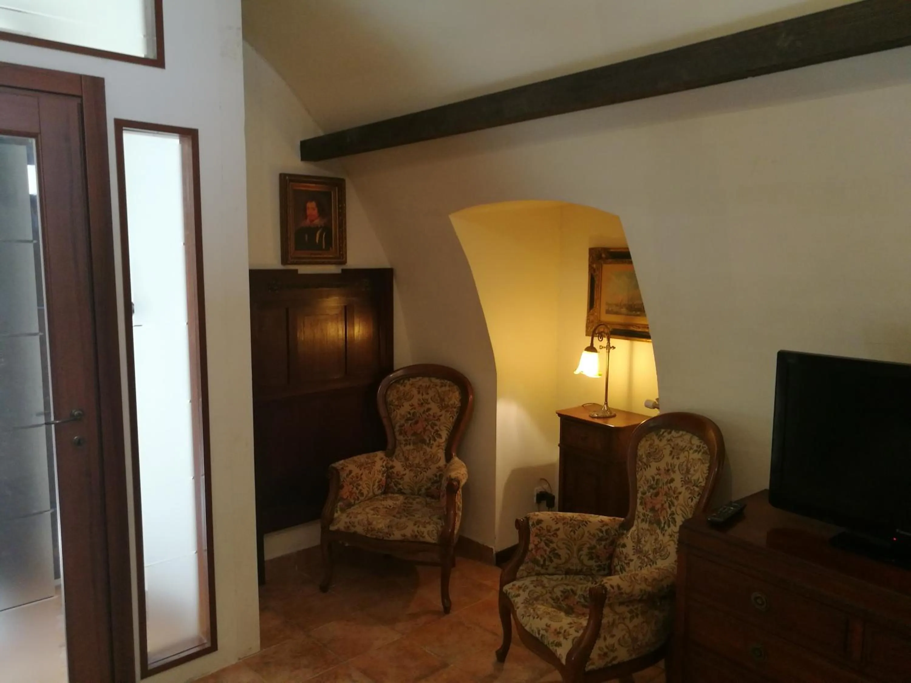 Seating Area in Legacy