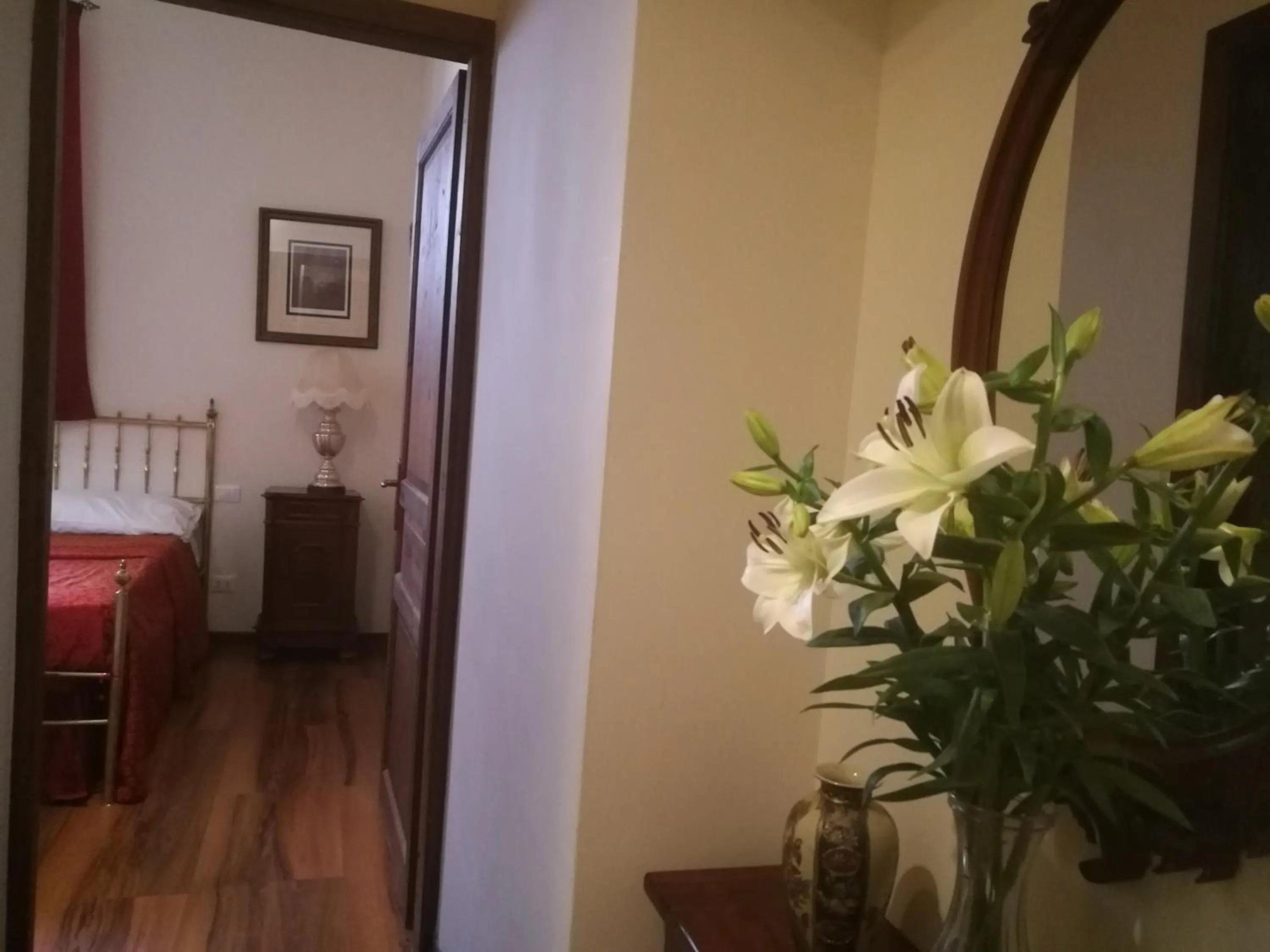 Bedroom, Bed in Legacy