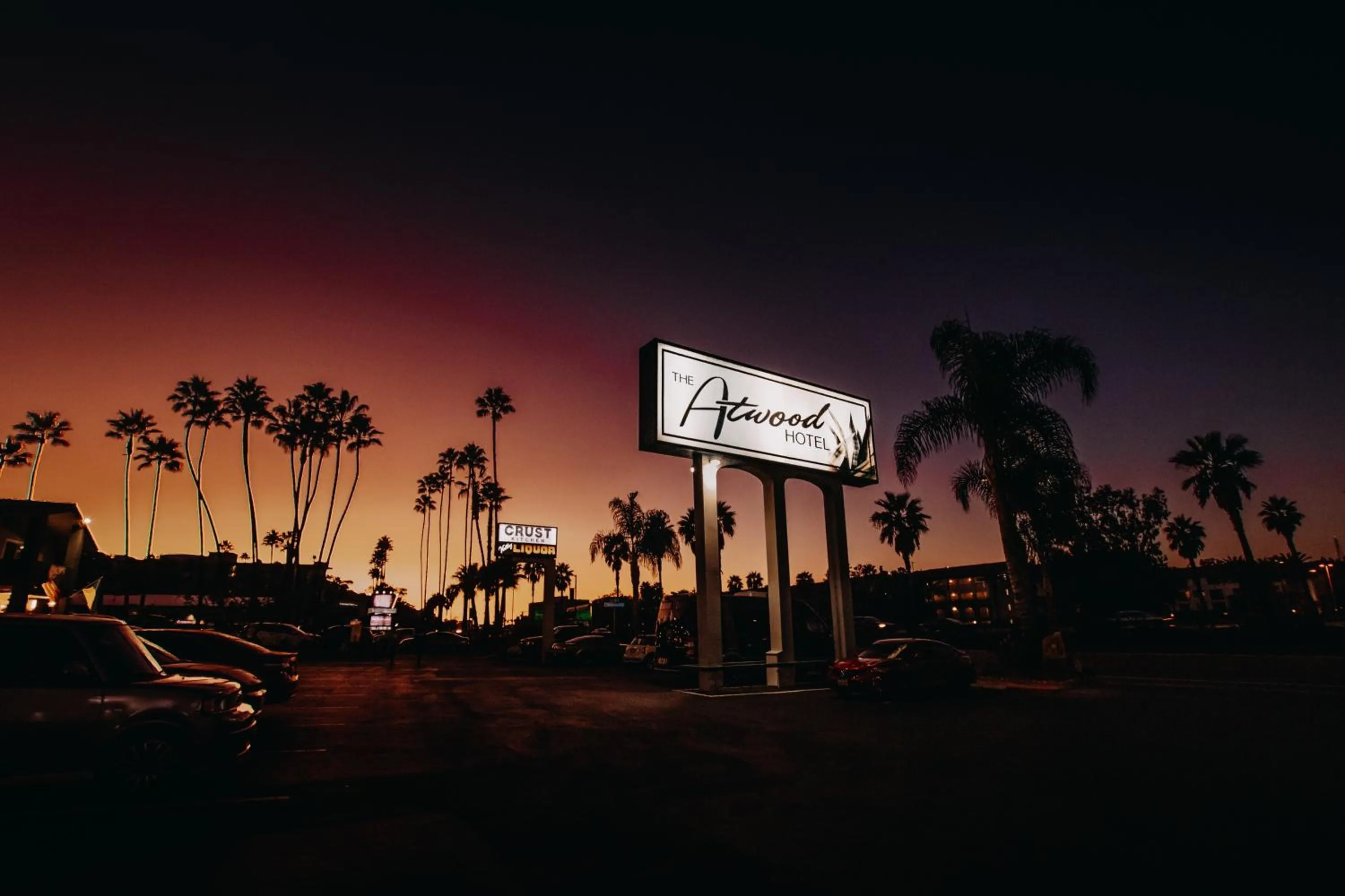 Sunset in The Atwood Hotel San Diego - SeaWorld/Zoo