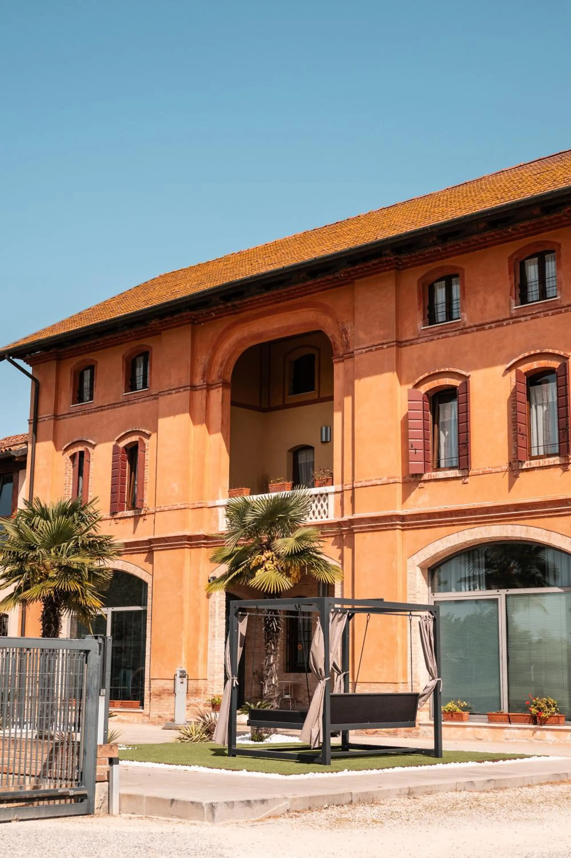 Property building in RESIDENCE BACO Da SETA