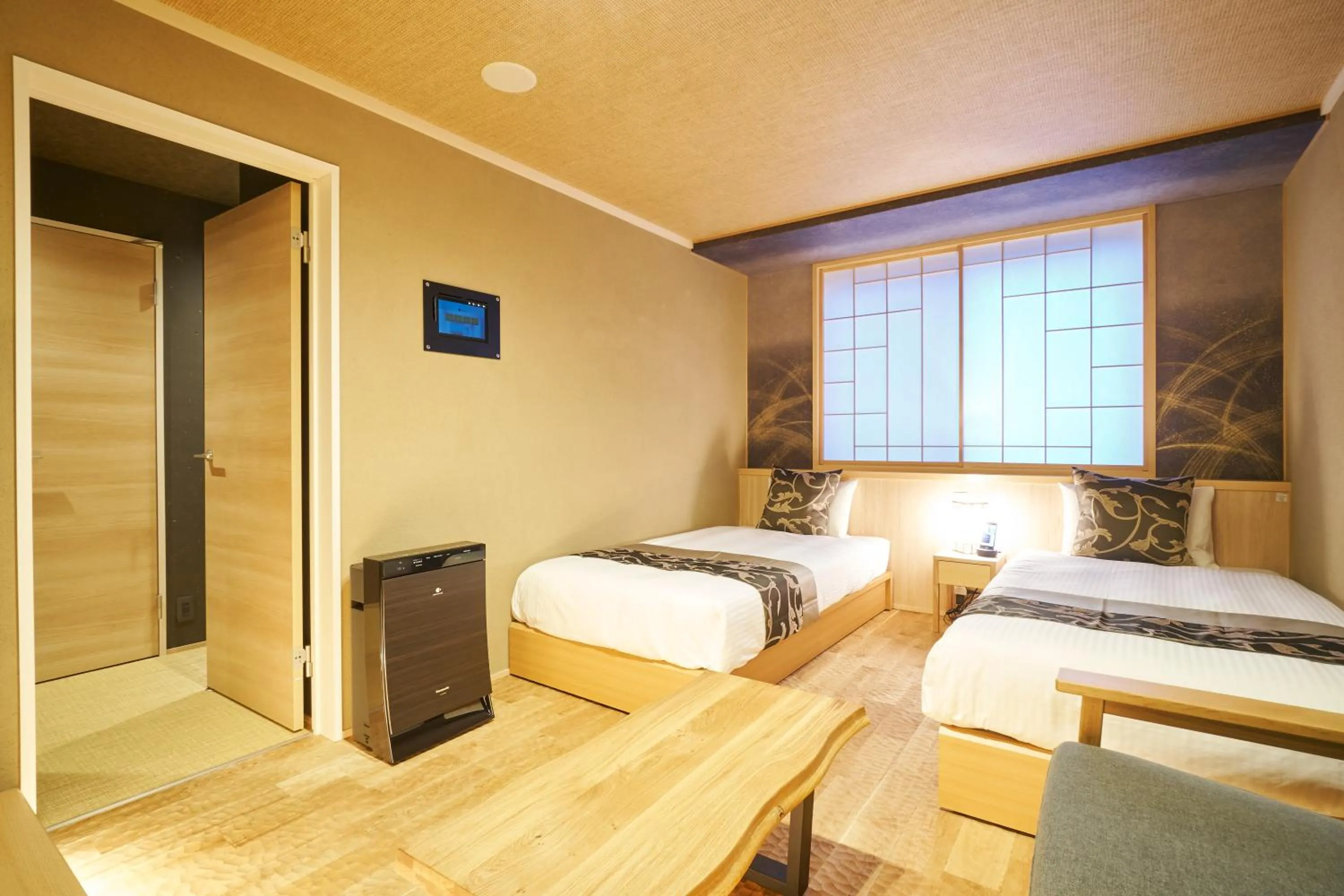 Photo of the whole room, Bed in プライベートホテル 四季の彩