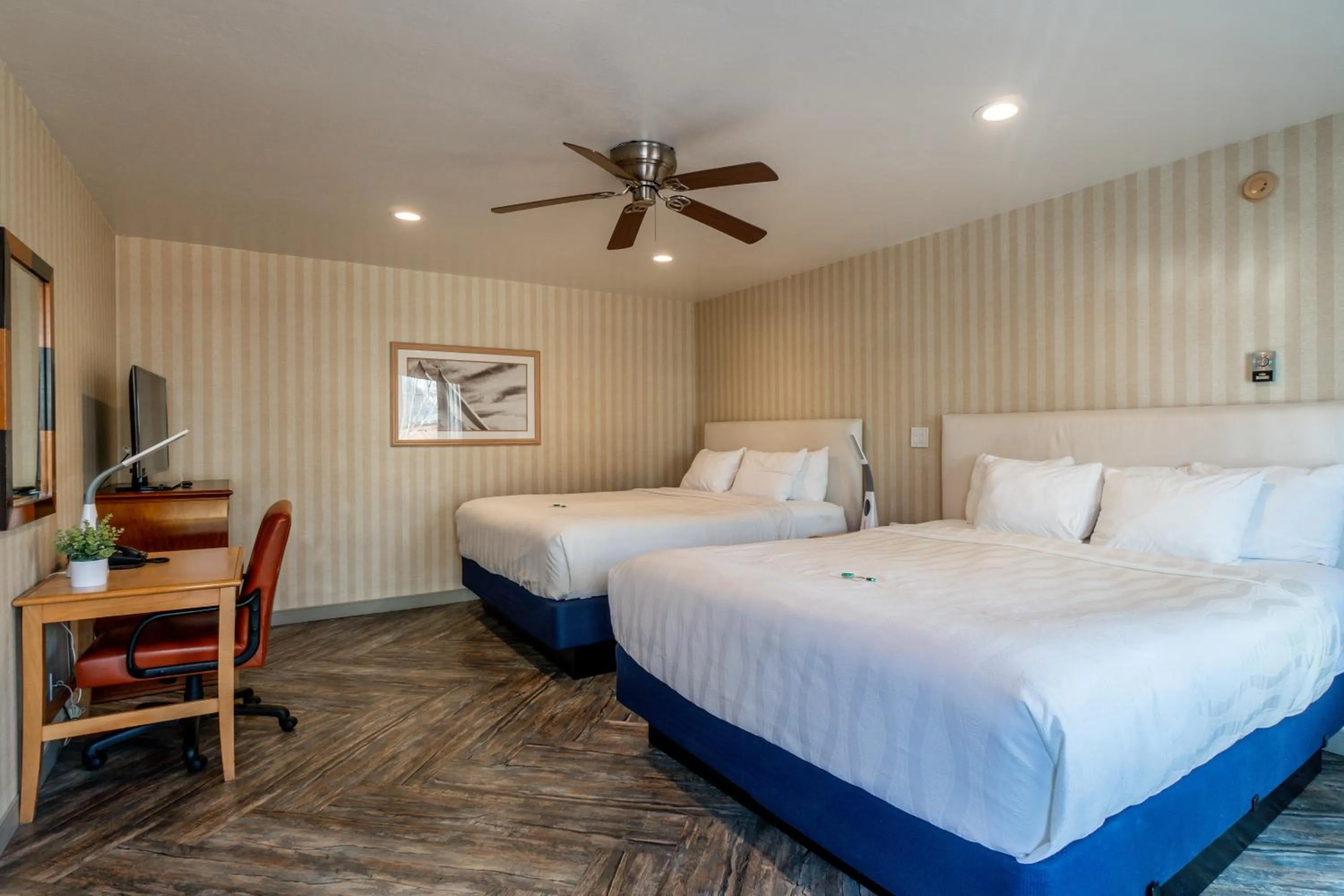 Bed in The Wharf Inn