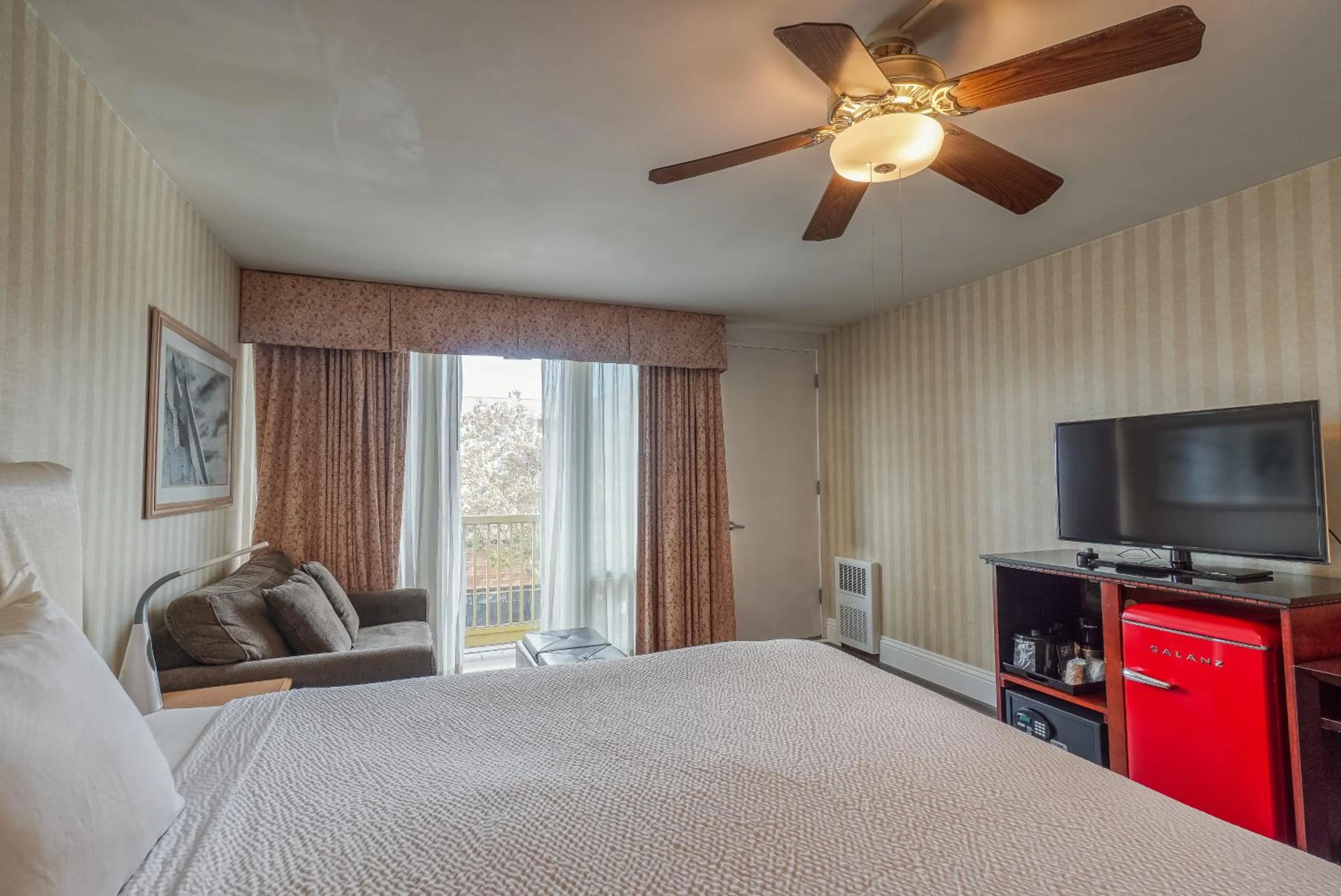 TV and multimedia, Bed in The Wharf Inn