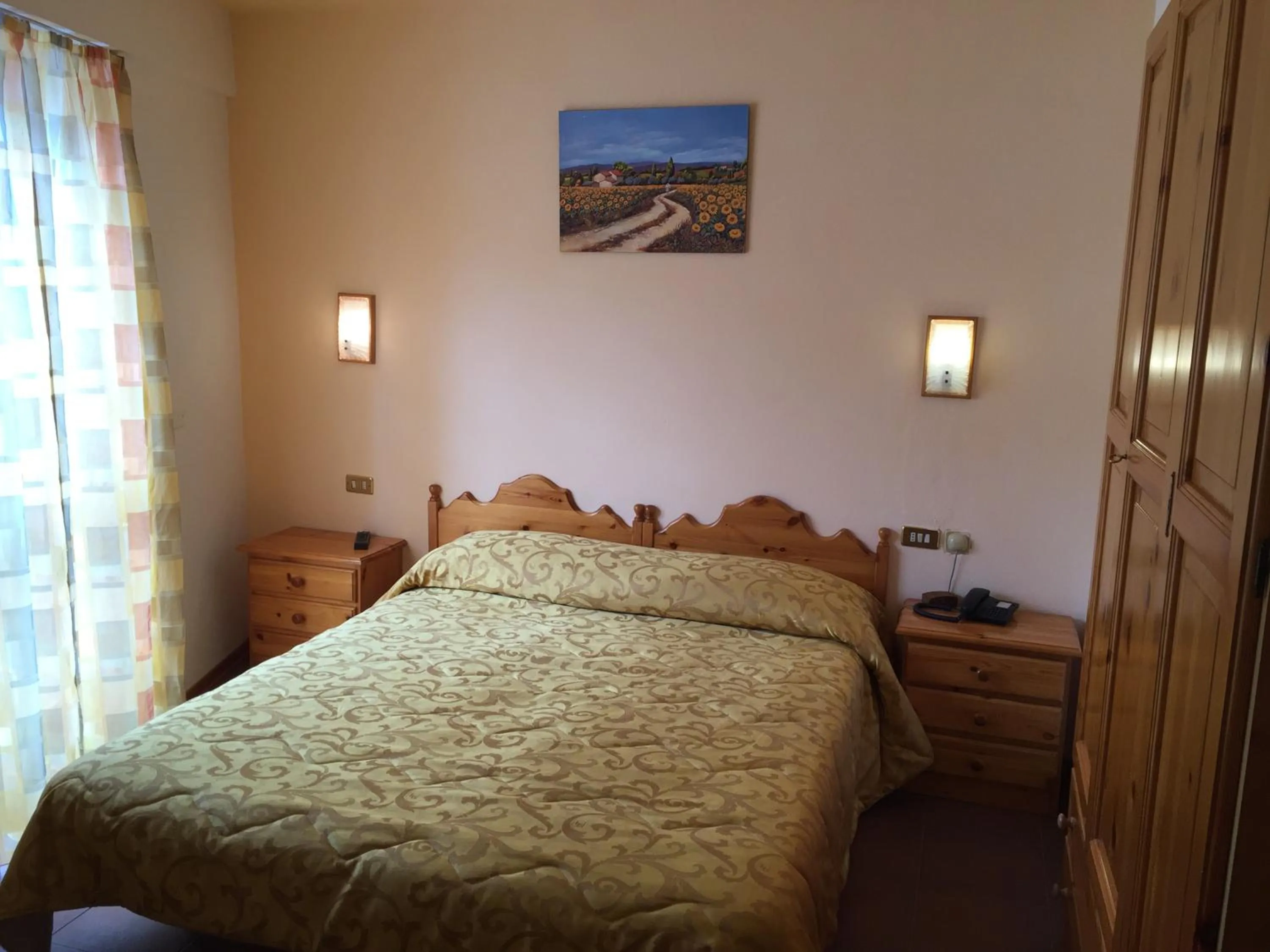 Bedroom, Bed in Hotel Campo Felice