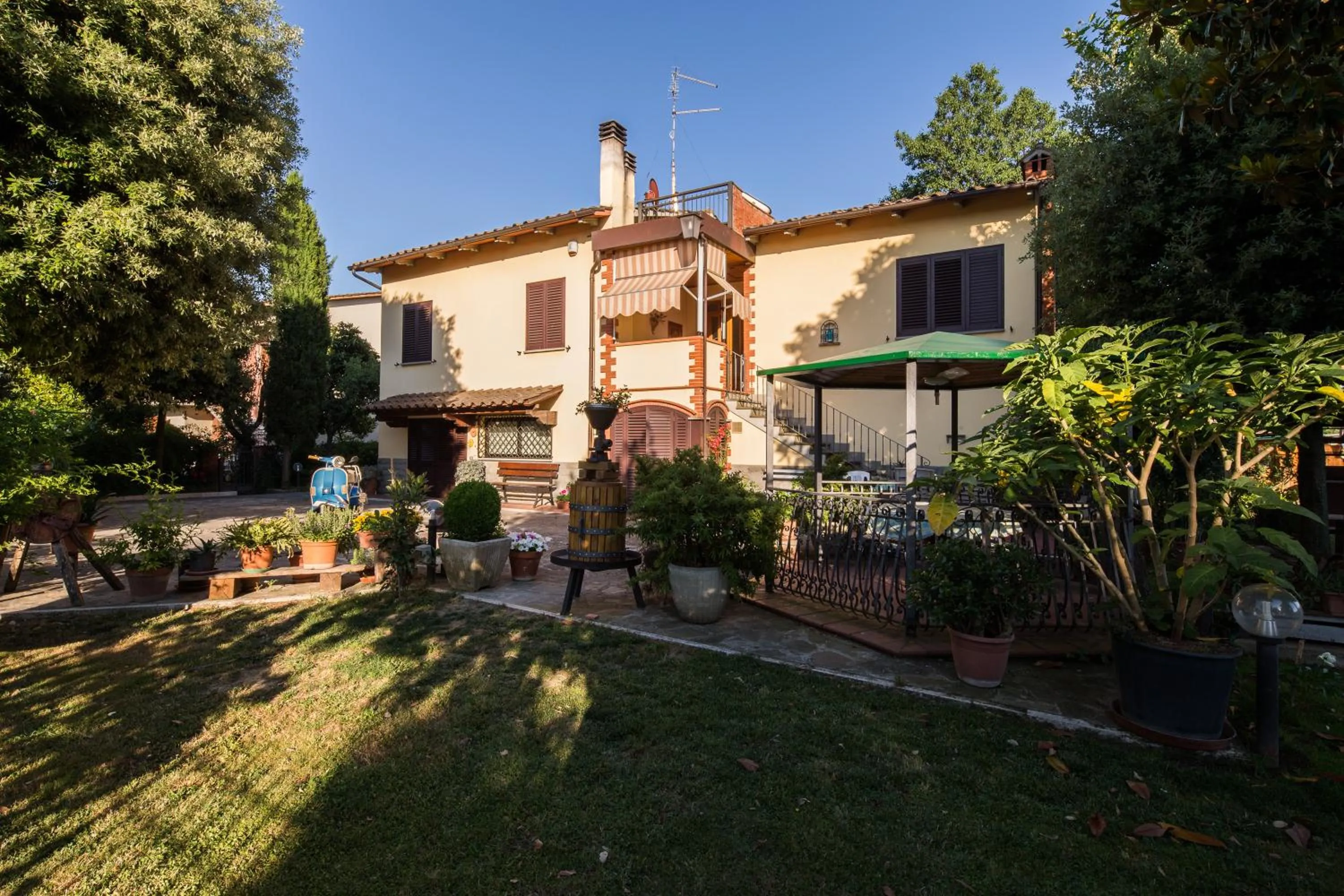 Three-Bedroom Vacation Home with Terrace in Casa Biagiotti