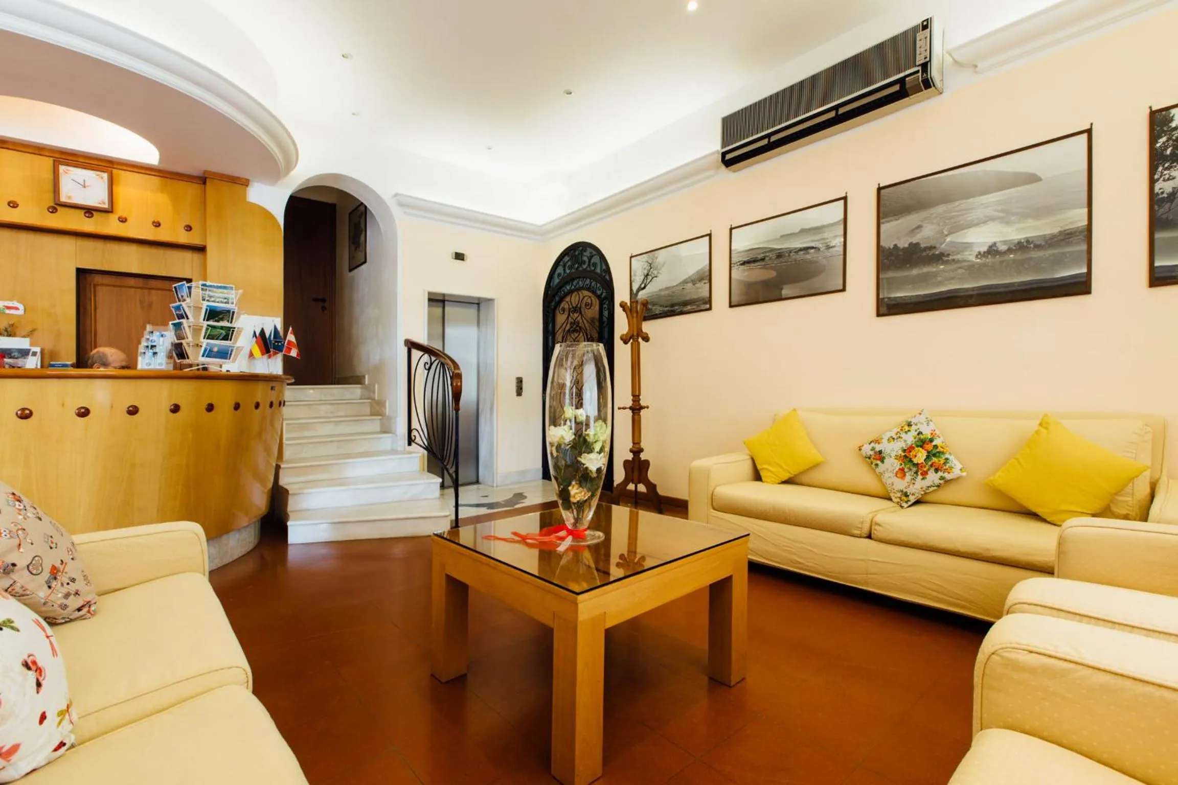Lobby or reception in Hotel Cala Di Forno