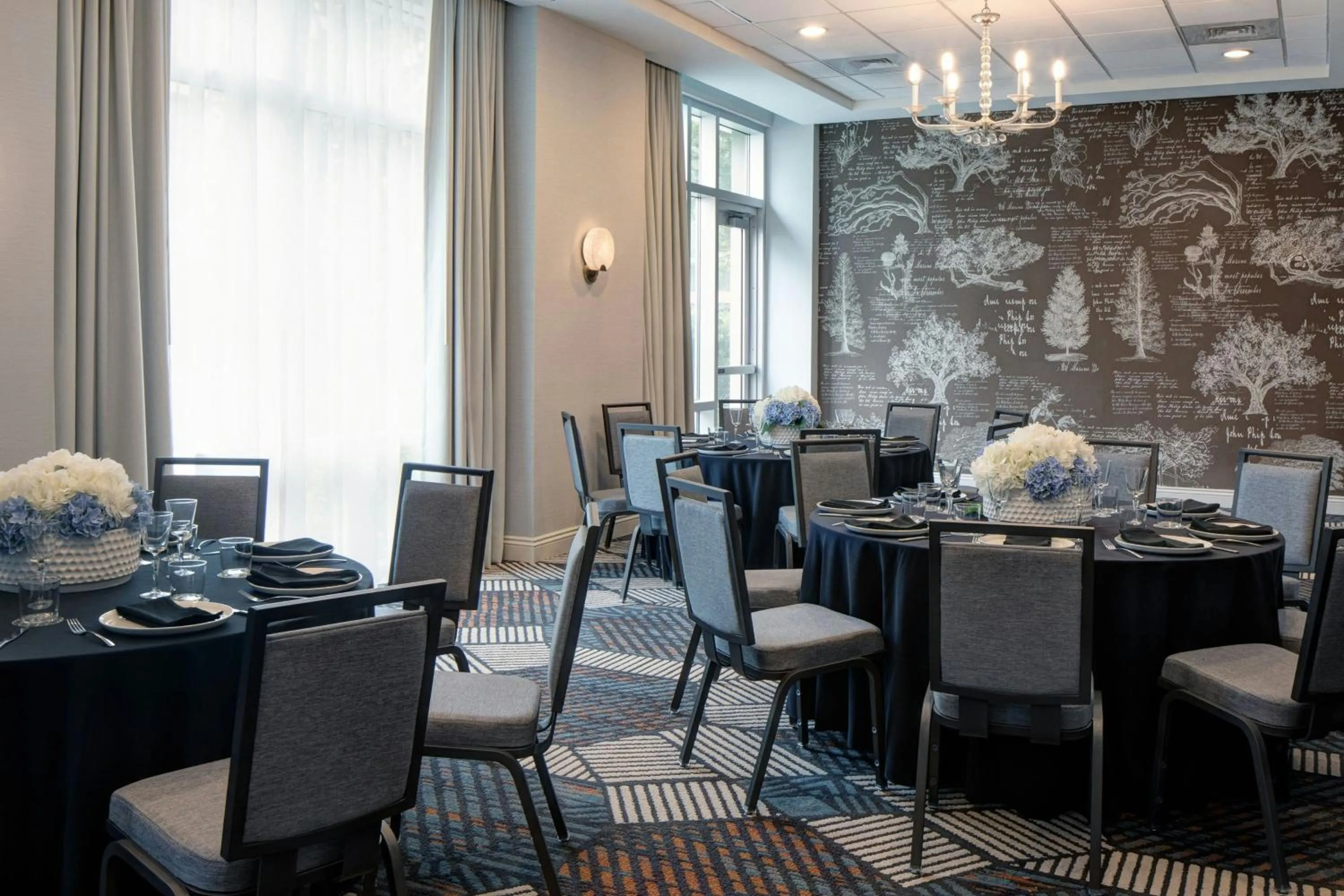 Meeting/conference room in Hotel Tonnelle New Orleans, a Tribute Portfolio Hotel