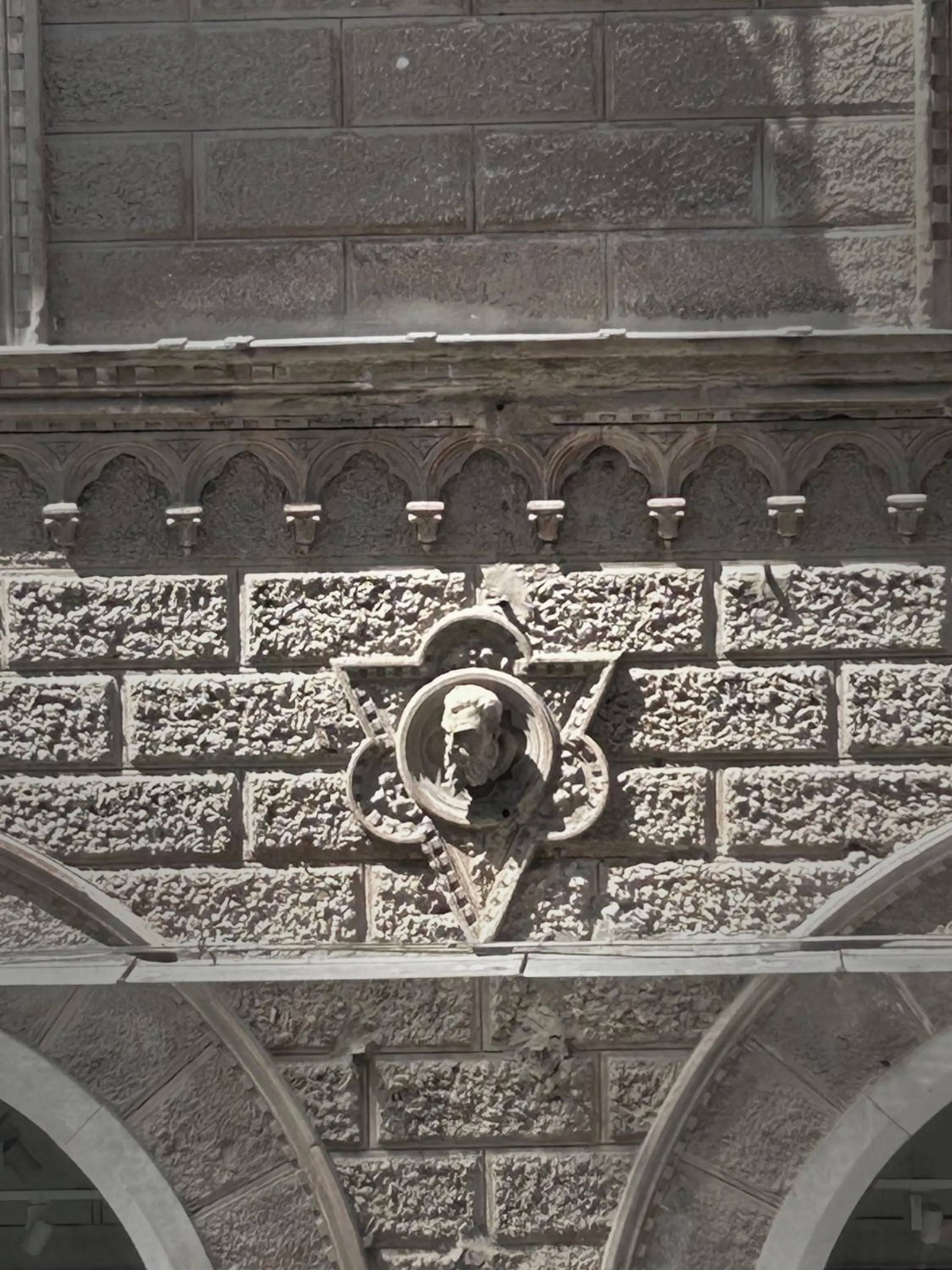 Property building in Affittacamere Everest