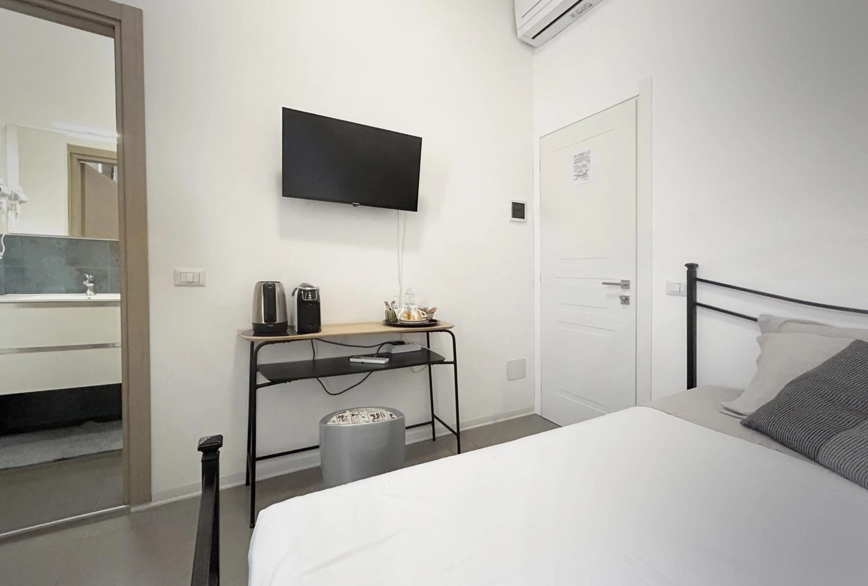 Bedroom, Bed in Affittacamere Everest