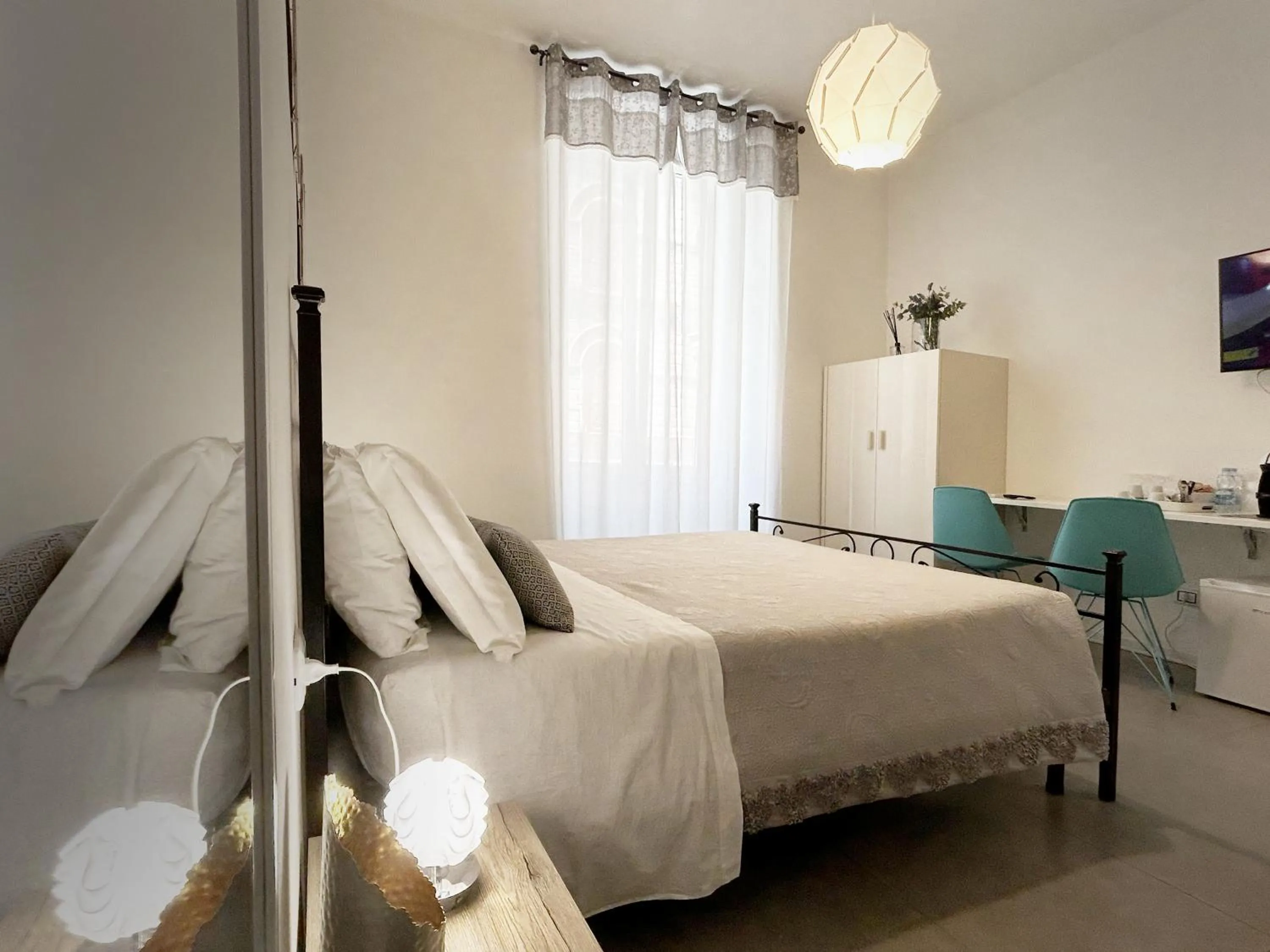 Bed in Affittacamere Everest