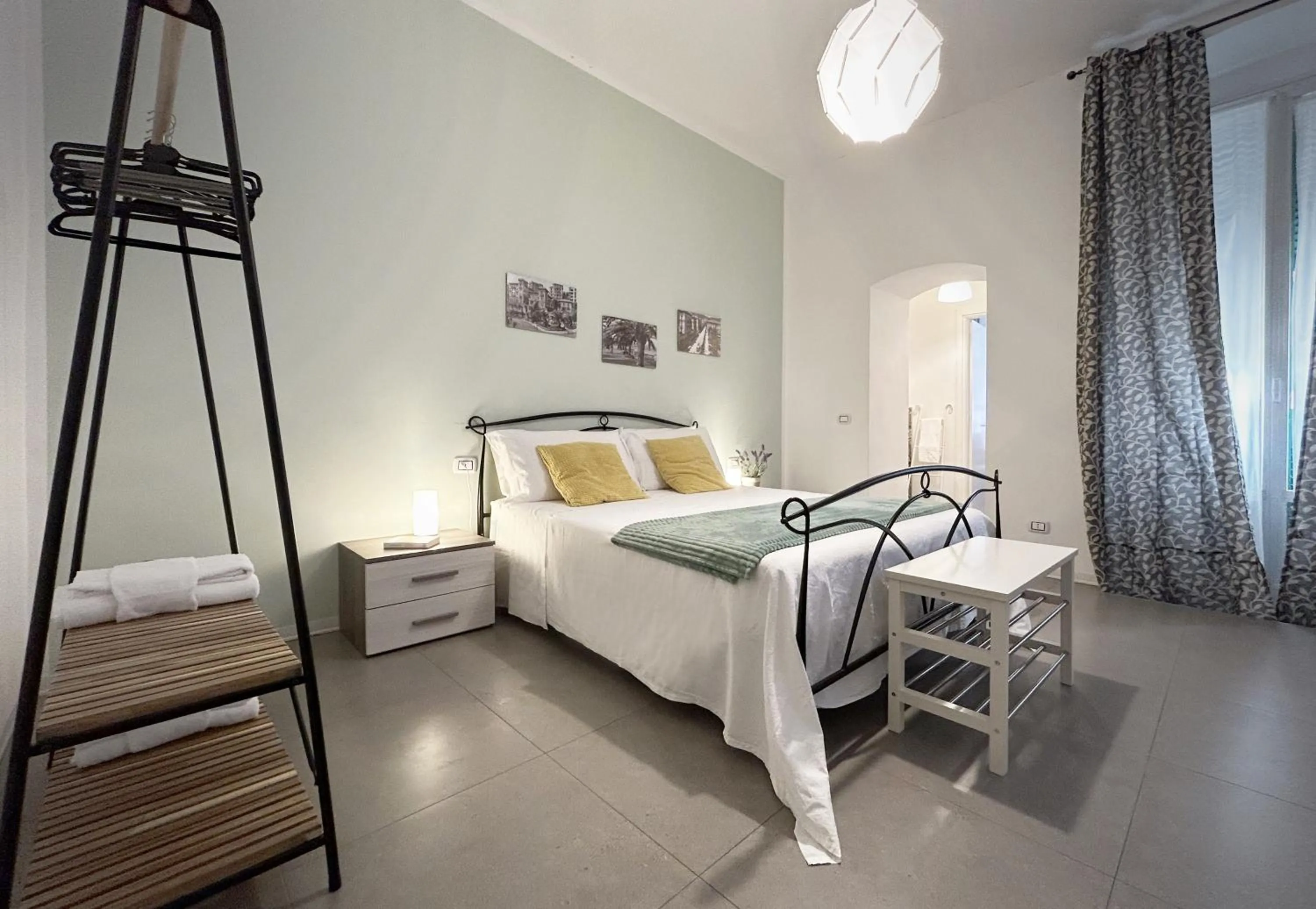 Bed in Affittacamere Everest