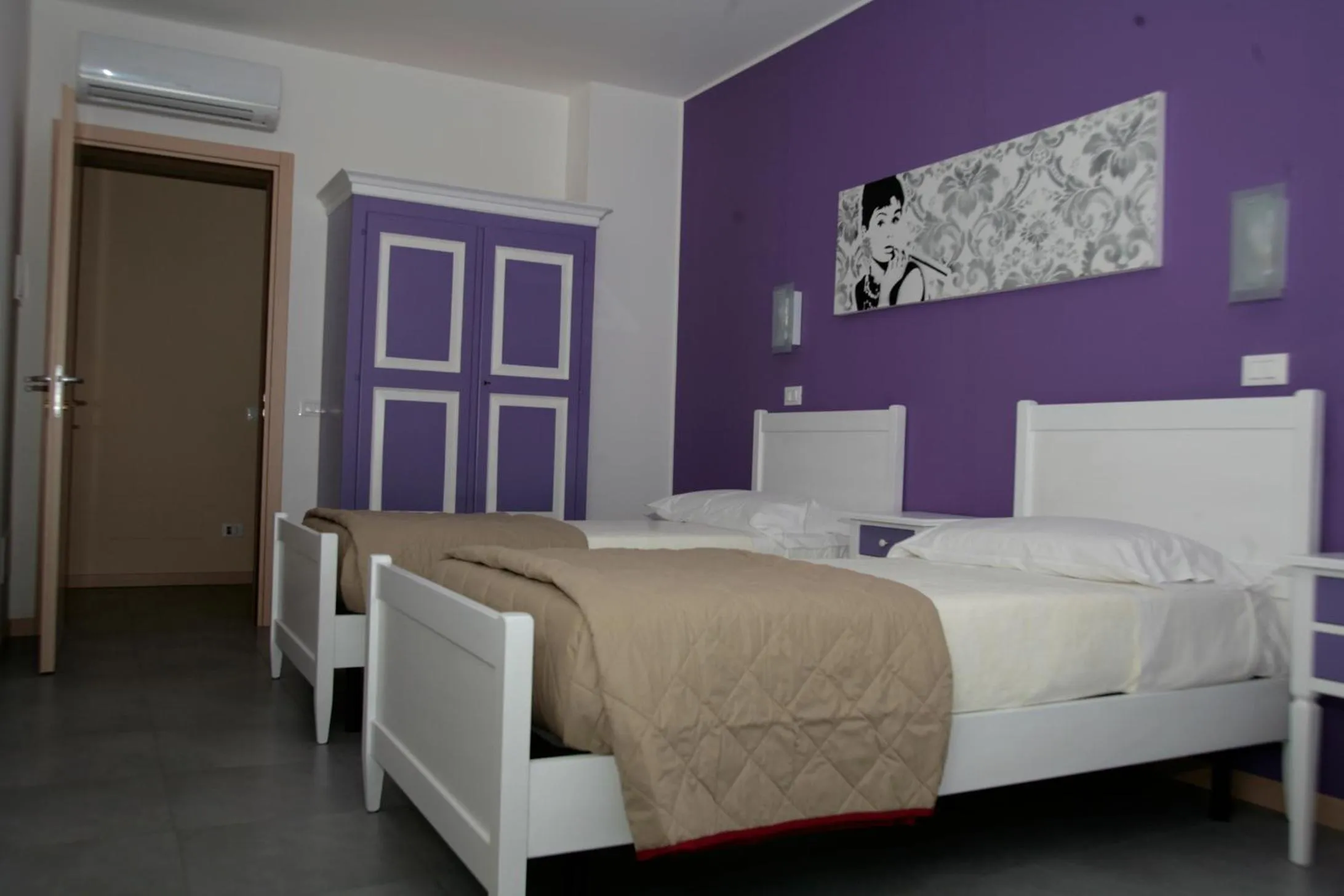 Bed in Bed & Breakfast Nettuno